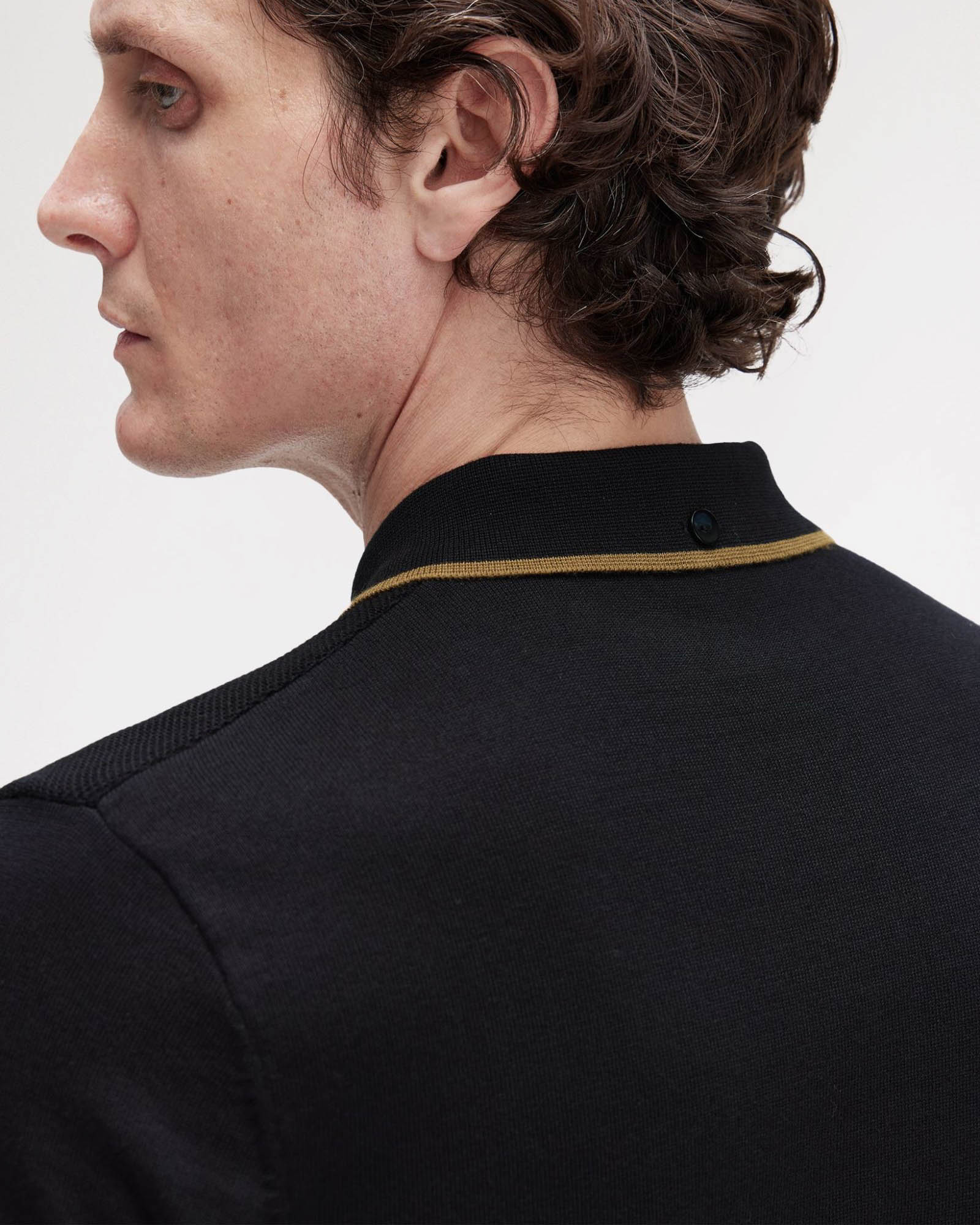 Fred Perry Mens Pique Stitch Knitted Polo Shirt - Black 102 - Image 5