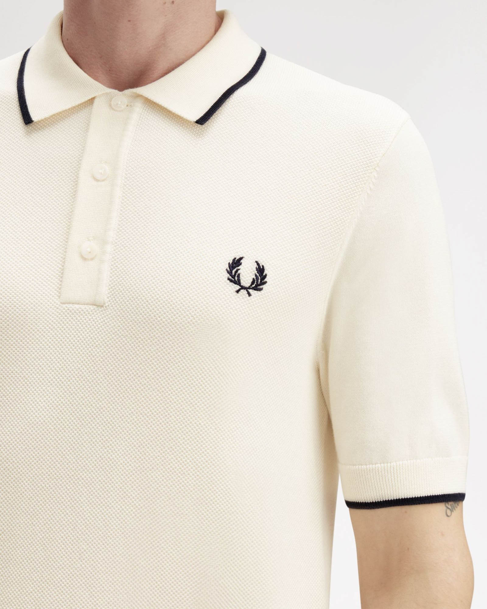 Fred Perry Mens Pique Stitch Knitted Polo Shirt - Silky Peach R33 - Image 3