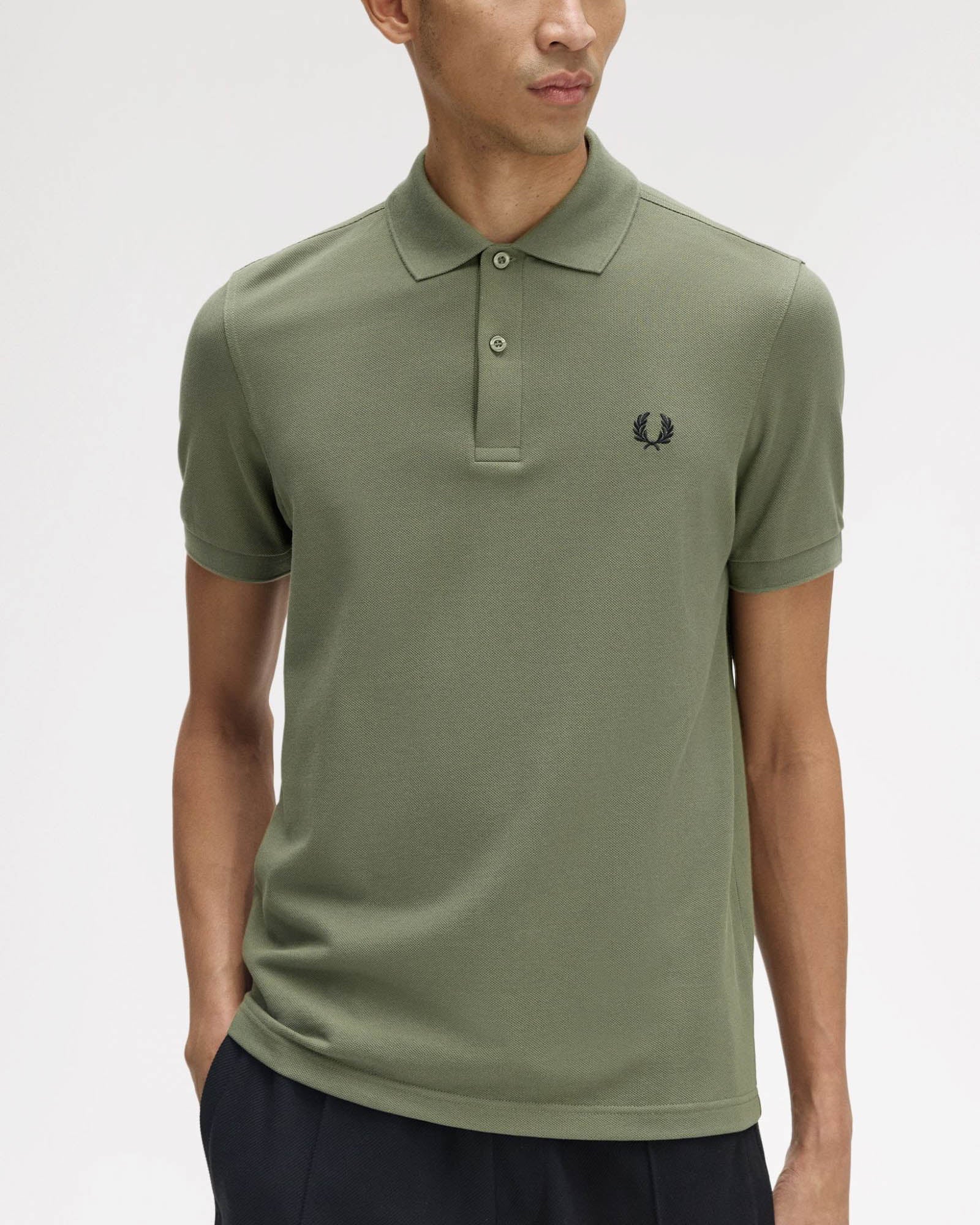 Fred Perry Mens Plain Signature Polo Shirt - Laurel Wreath Green/Black/Black Z50 - Image 3