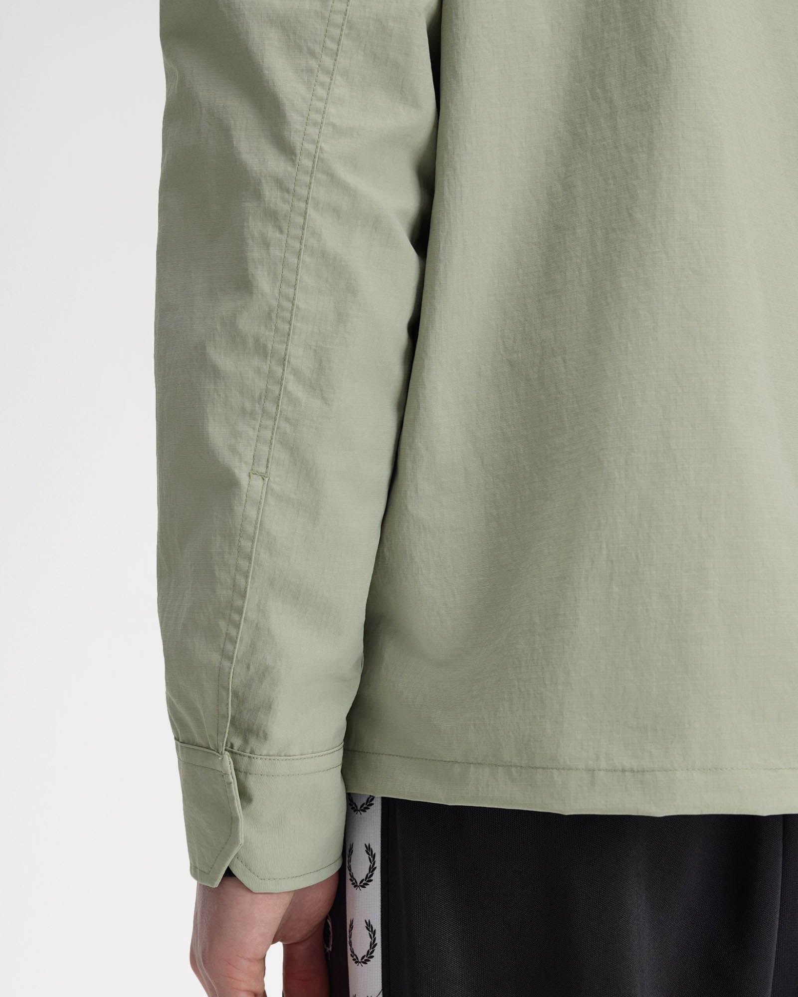 Fred Perry Mens Ripstop Pocket Overshirt - Seagrass M37 - Image 7