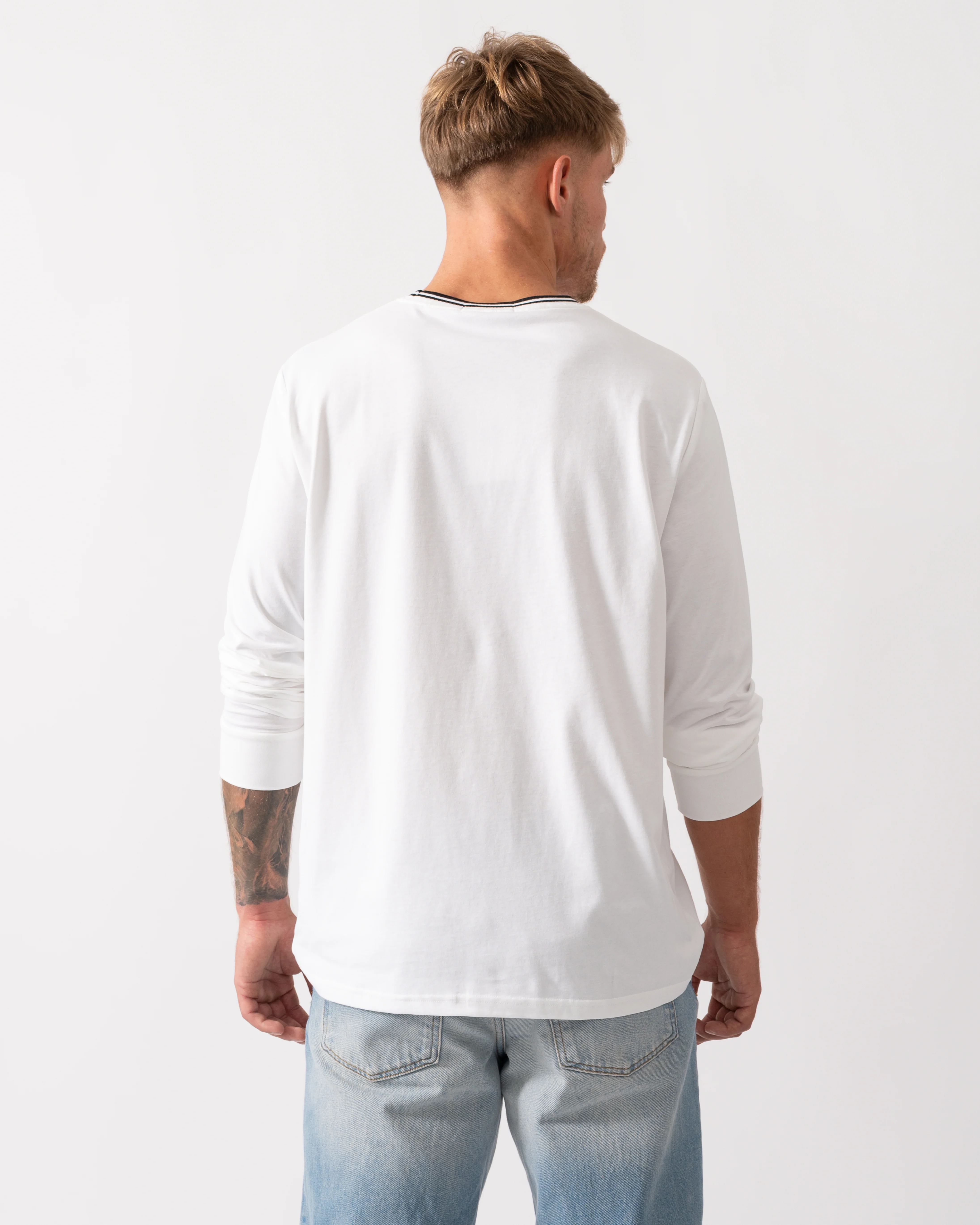 Fred Perry Mens Twin Tipped Long Sleeve T-Shirt - White 100 - Image 4