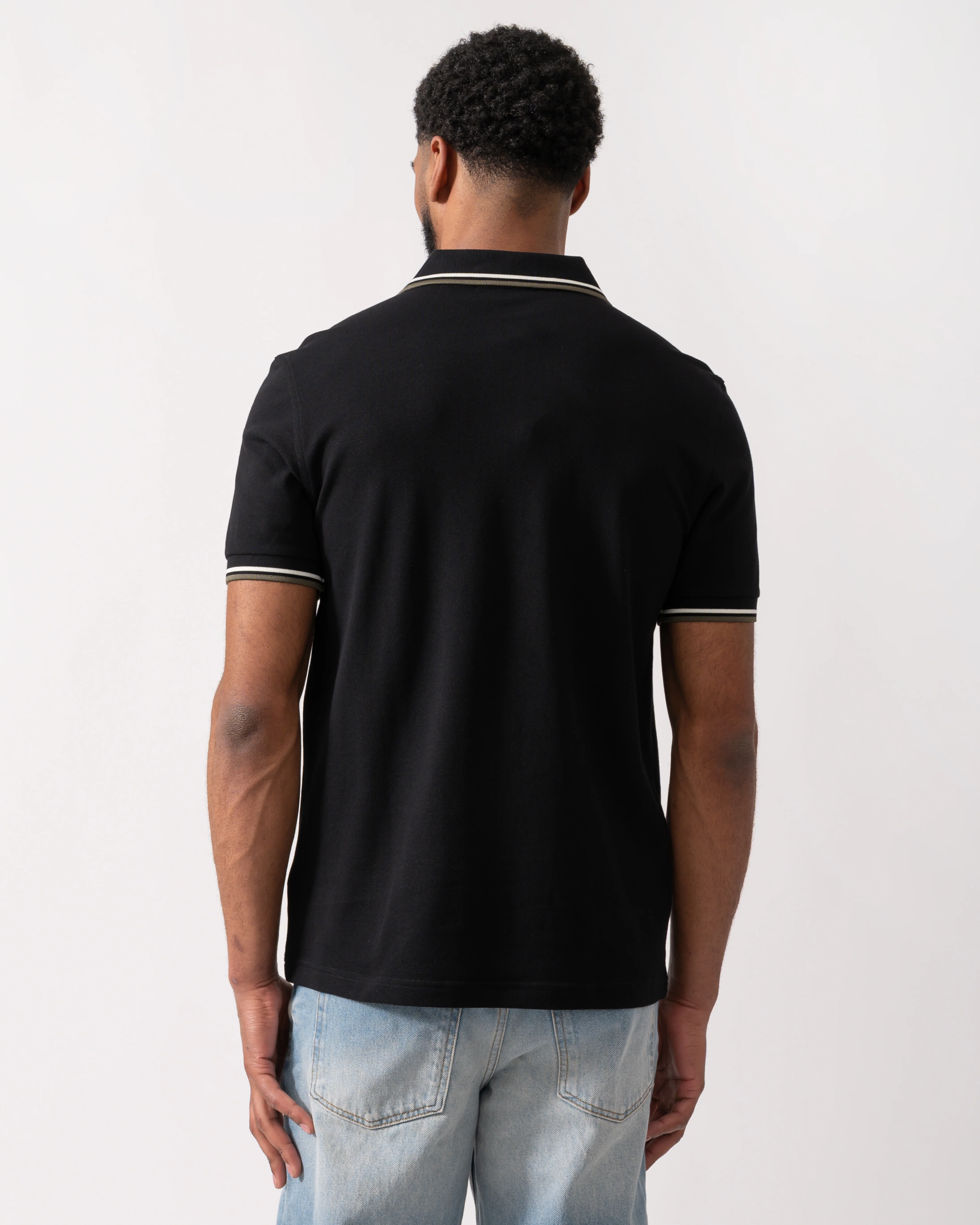 Fred Perry Mens Twin Tipped Signature Polo Shirt - Black/Ecru/Laurel Wreath Green W54 - Image 4