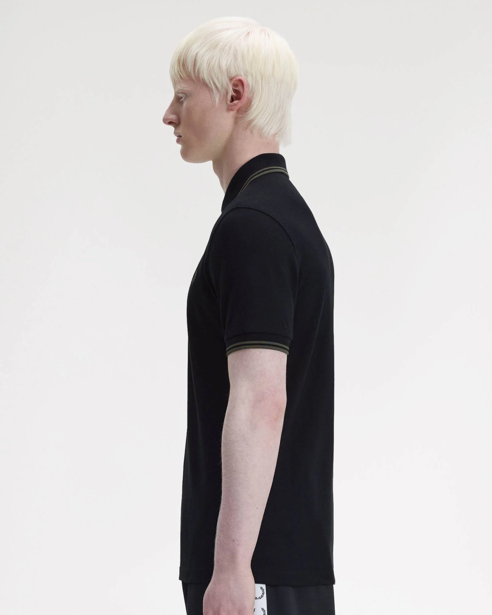 Fred Perry Mens Twin Tipped Signature Polo Shirt - Black/Field Green T44 - Image 4