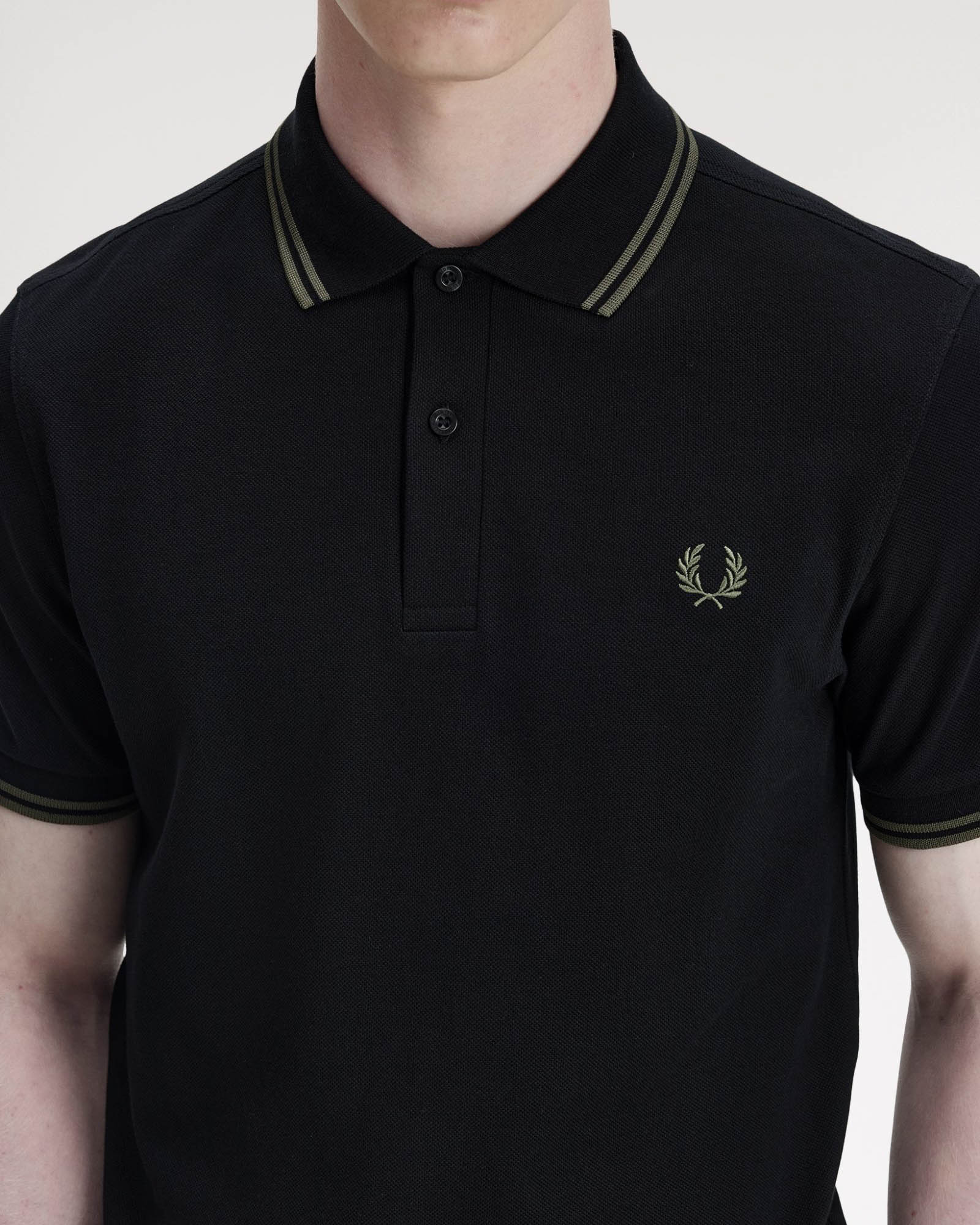 Fred Perry Mens Twin Tipped Signature Polo Shirt - Black/Field Green T44 - Image 5