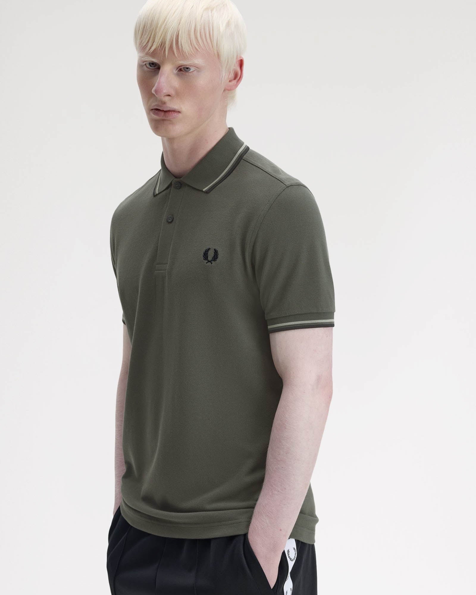 Fred Perry Mens Twin Tipped Signature Polo Shirt - Field Green/Seagrass/Black 04B - Image 4