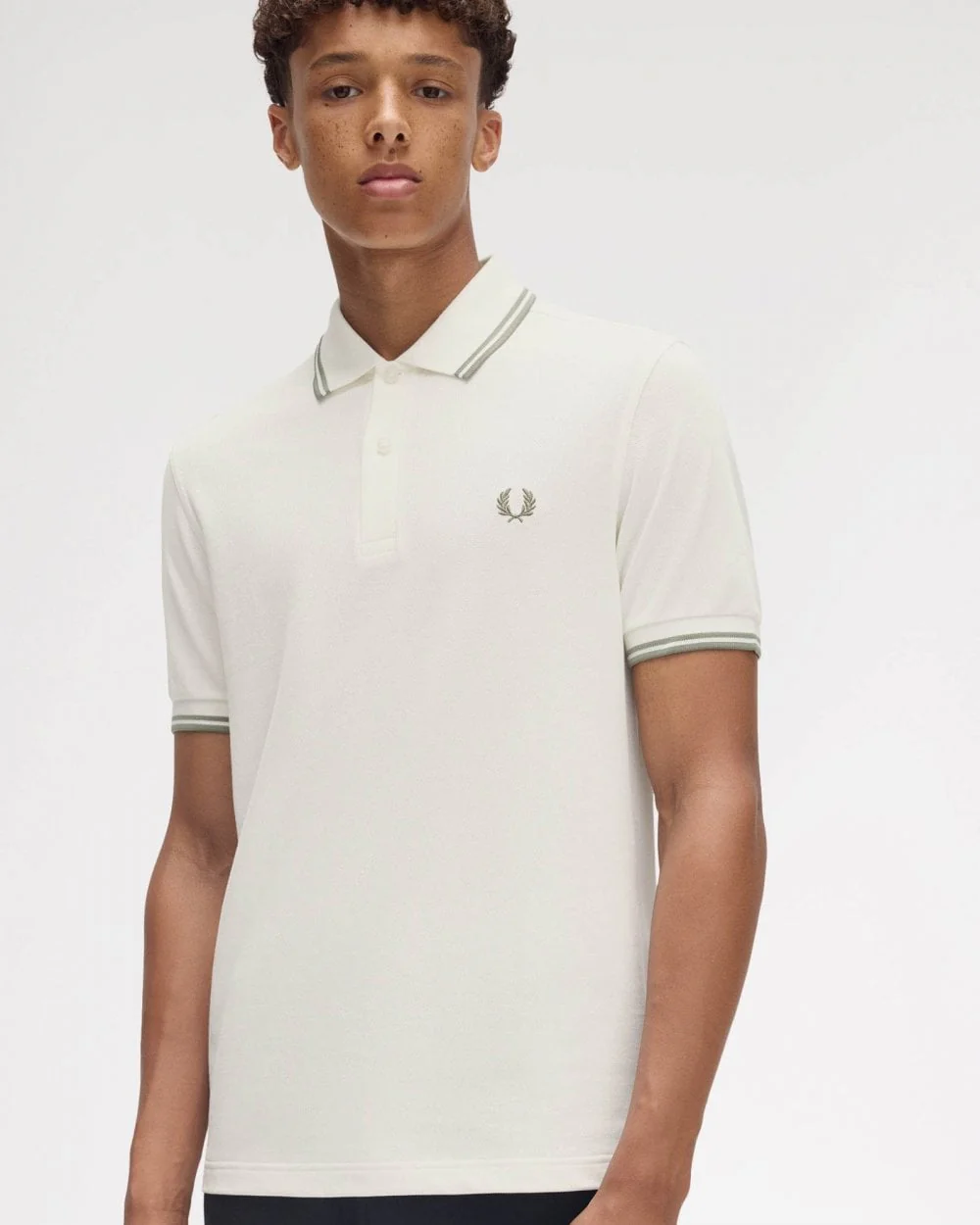 Fred Perry Mens Twin Tipped Signature Polo Shirt Pre A/W 25 - Light Ecru/Olive Mint Y54 - Image 4