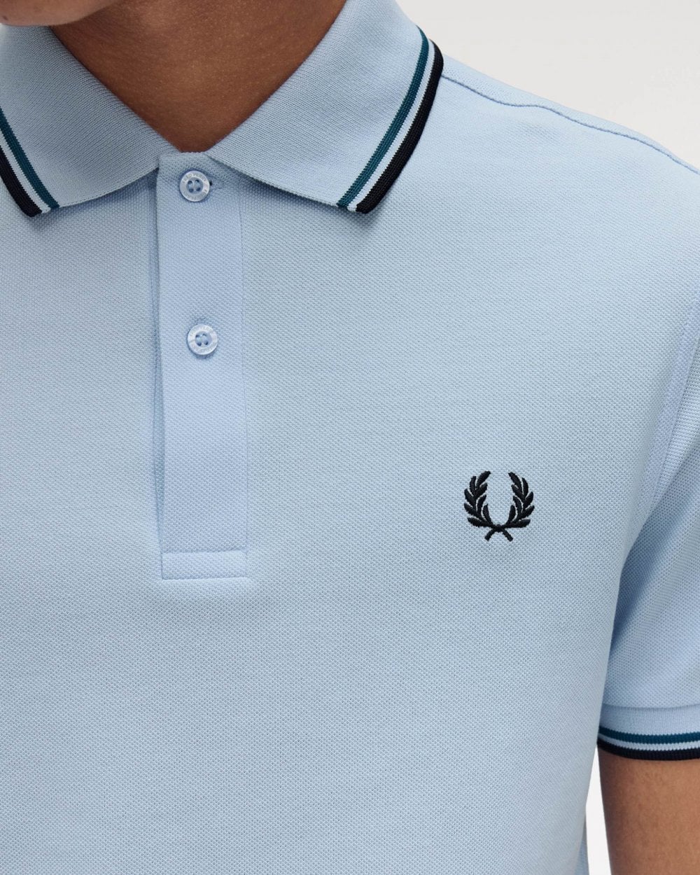 Fred Perry Mens Twin Tipped Signature Polo Shirt Pre A/W 25 - Light Smoke/Petrol Blue/Navy Y58 - Image 5