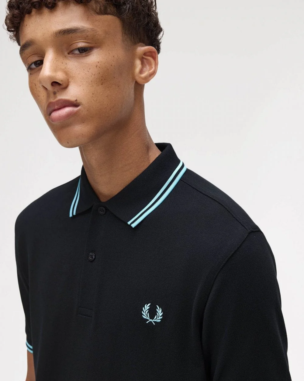 Fred Perry Mens Twin Tipped Signature Polo Shirt Pre A/W 25 - Navy/Mint Blue Y60 - Image 2