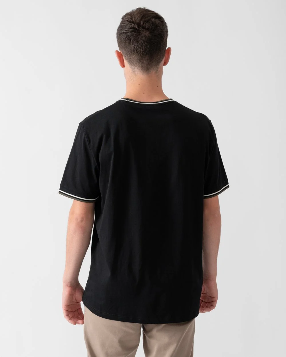 Fred Perry Mens Twin Tipped T-Shirt - Black/Ecru/Laurel Wreath Green W54 - Image 4