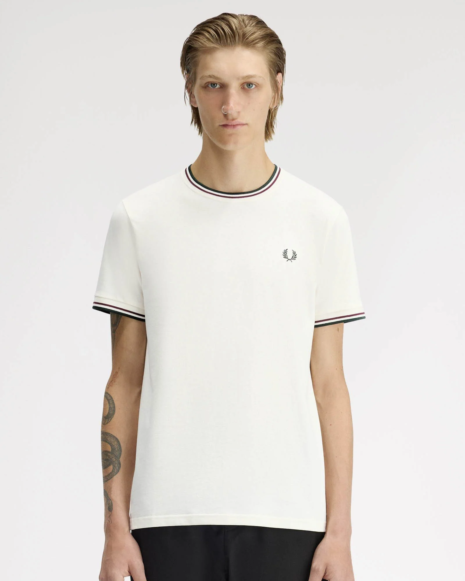 Fred Perry Mens Twin Tipped T-Shirt - Ecru/Oxblood/Grassroots 84A - Image 2