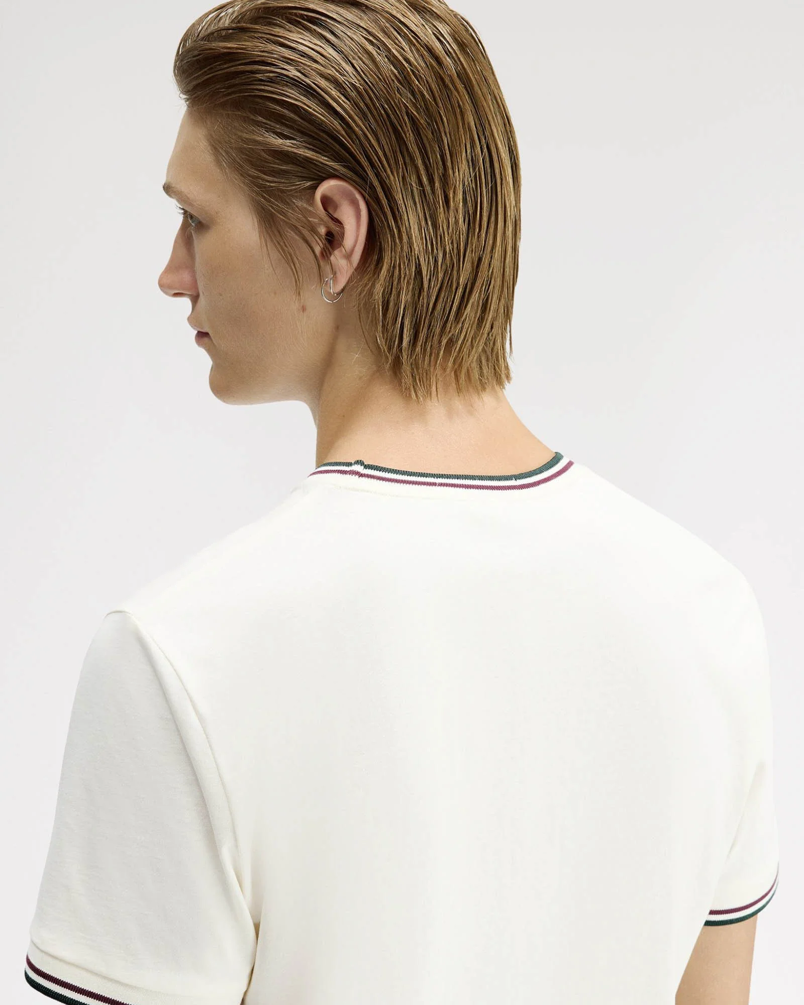 Fred Perry Mens Twin Tipped T-Shirt - Ecru/Oxblood/Grassroots 84A - Image 3