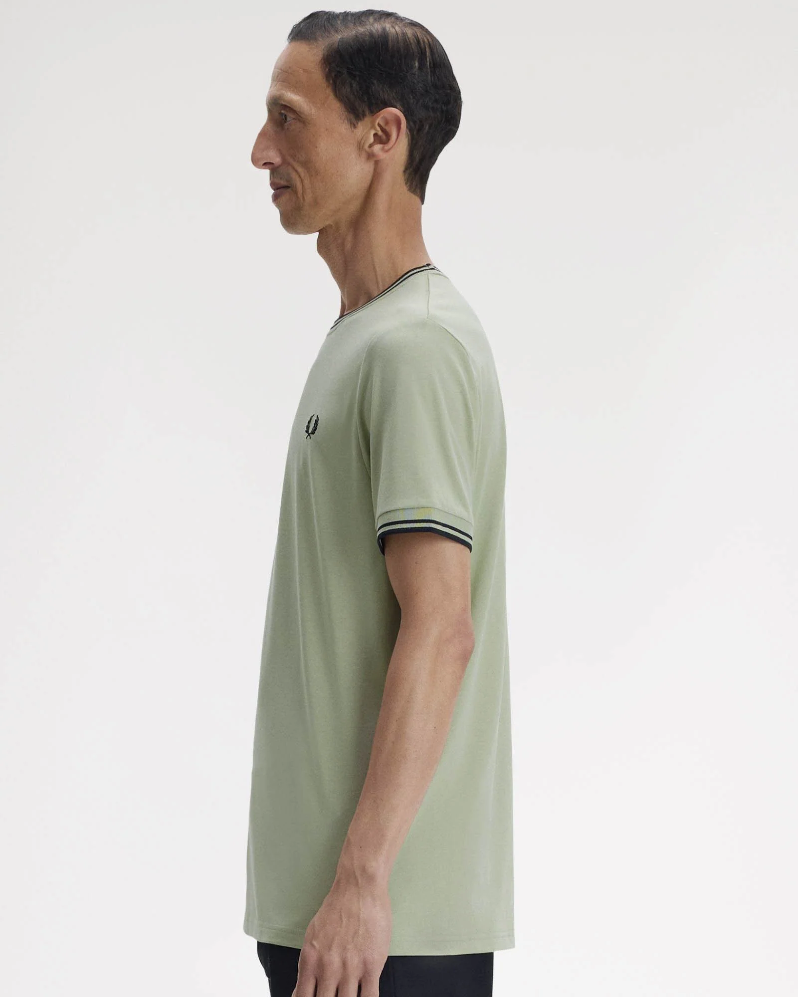 Fred Perry Mens Twin Tipped T-Shirt - Seagrass/Black S23 - Image 4