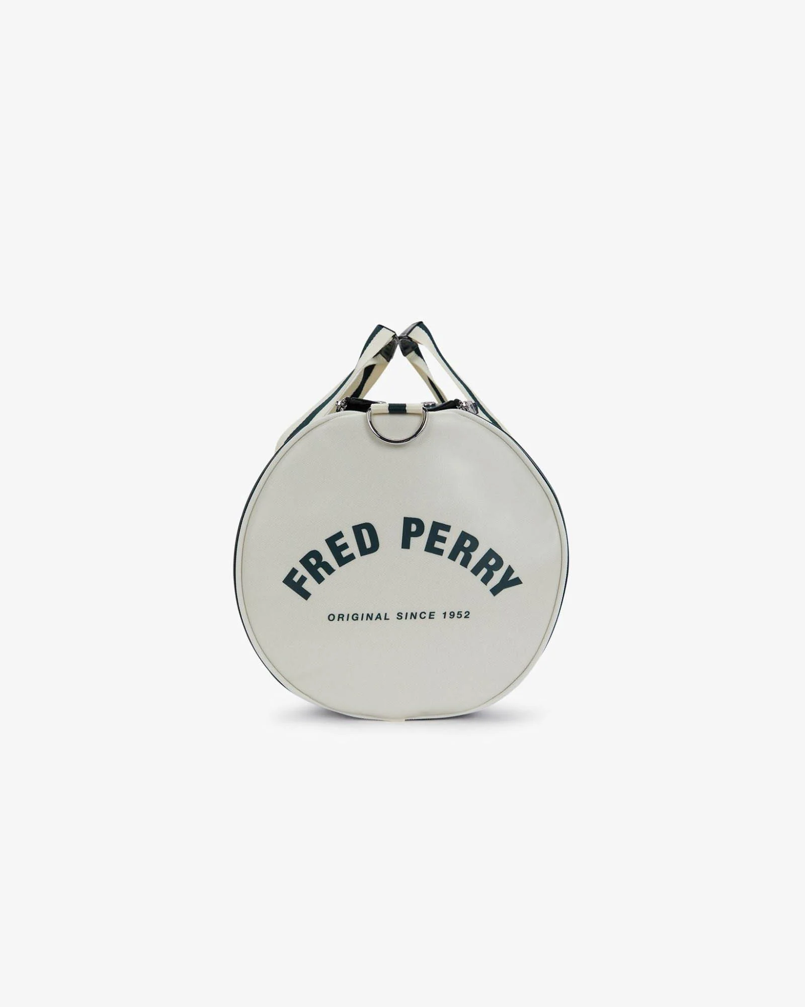 Fred Perry Recycled Polyester Classic Barrel Bag - Grassroots /Ecru 81A - Image 3