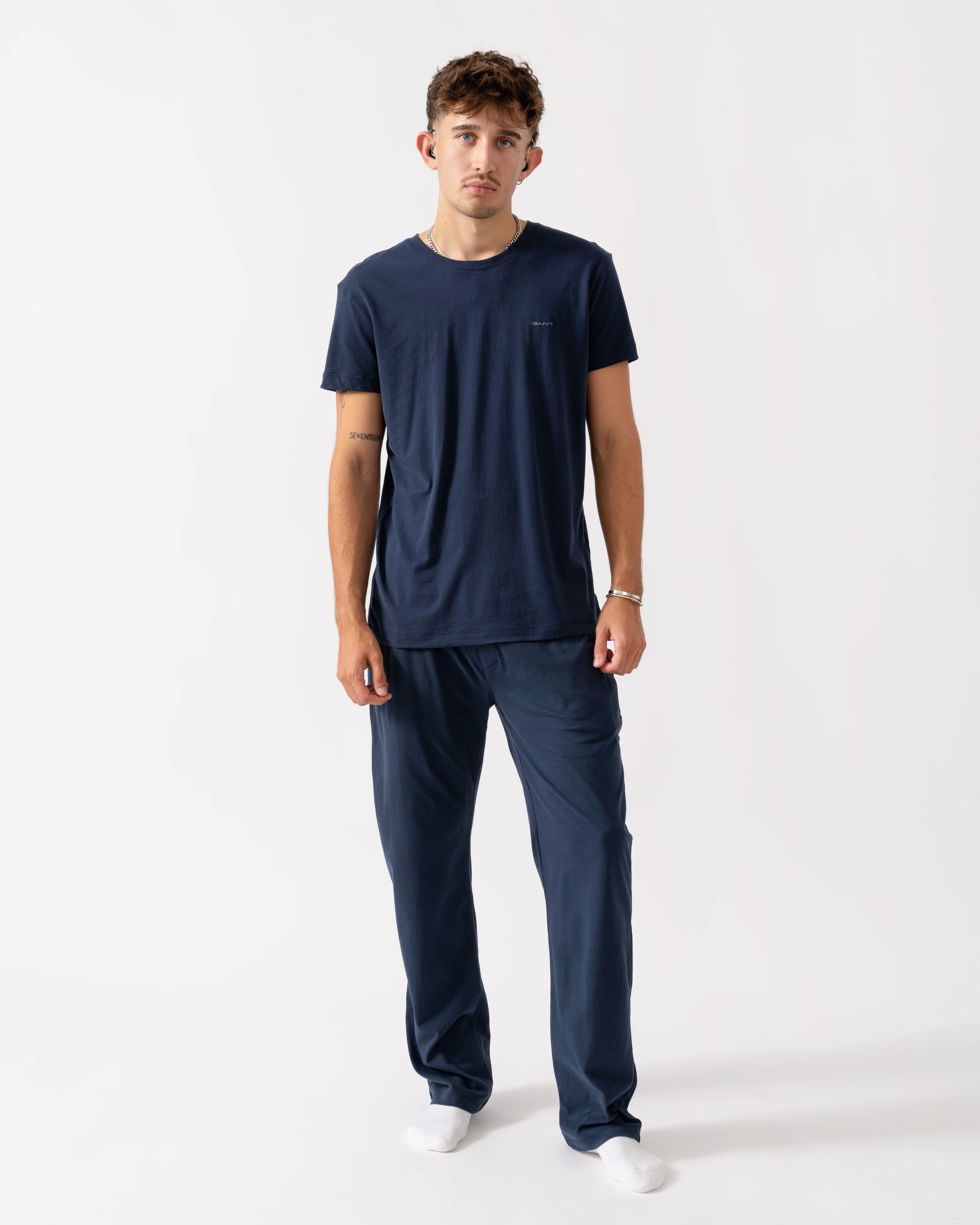 GANT 2-Pack Mens Crew Neck T-Shirts - 18 Light Grey Mel/Navy - Image 4