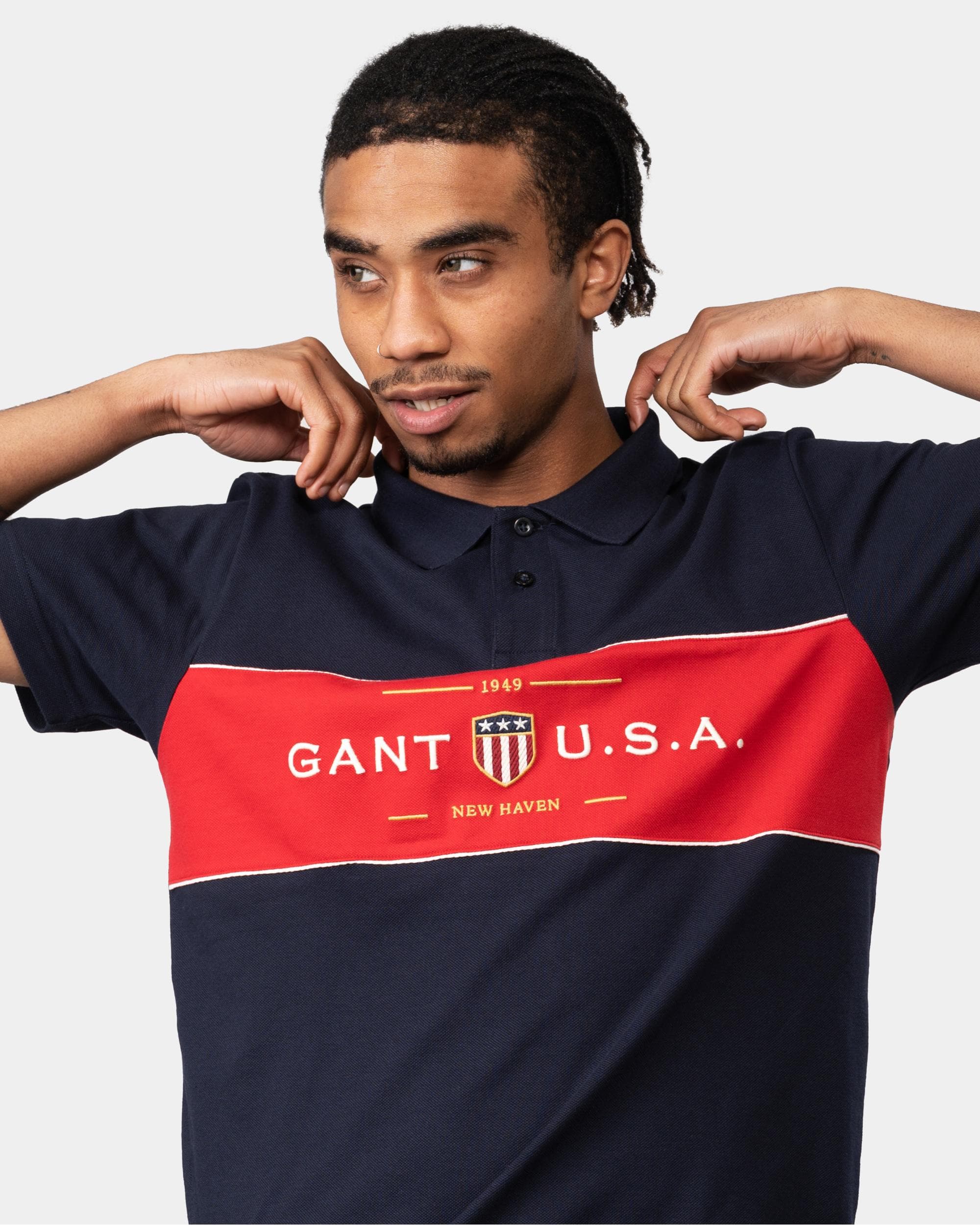 GANT Banner Shield Mens Short Sleeve Rugger - Image 2