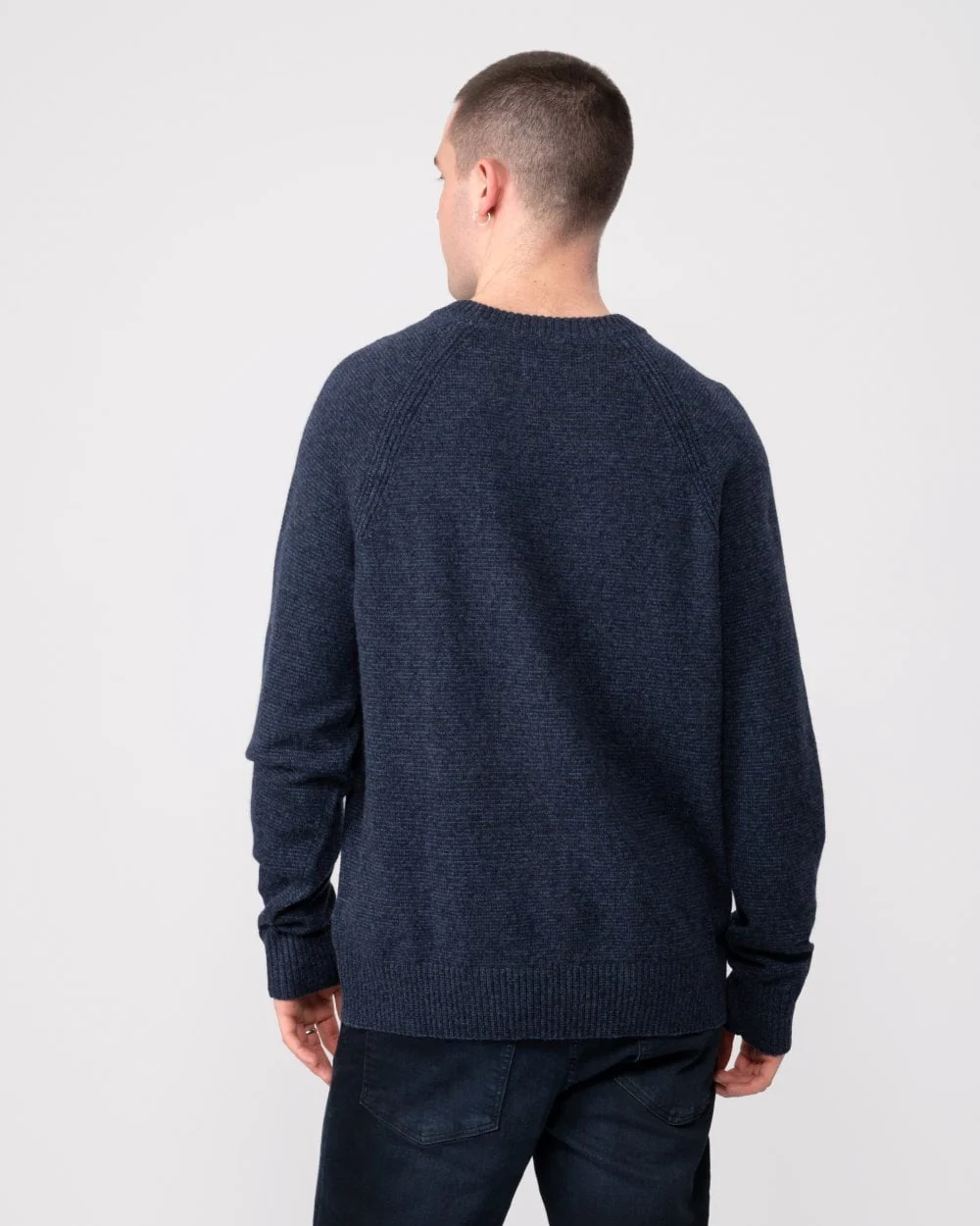 GANT Mens Bicolored Raglan Crew Neck Jumper - Image 4