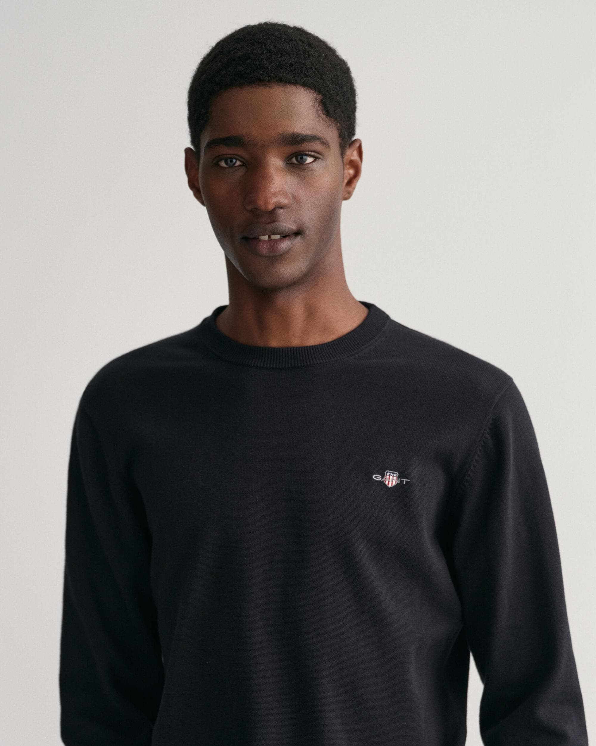GANT Mens Classic Cotton Crew Neck Jumper - 5 Black - Image 2