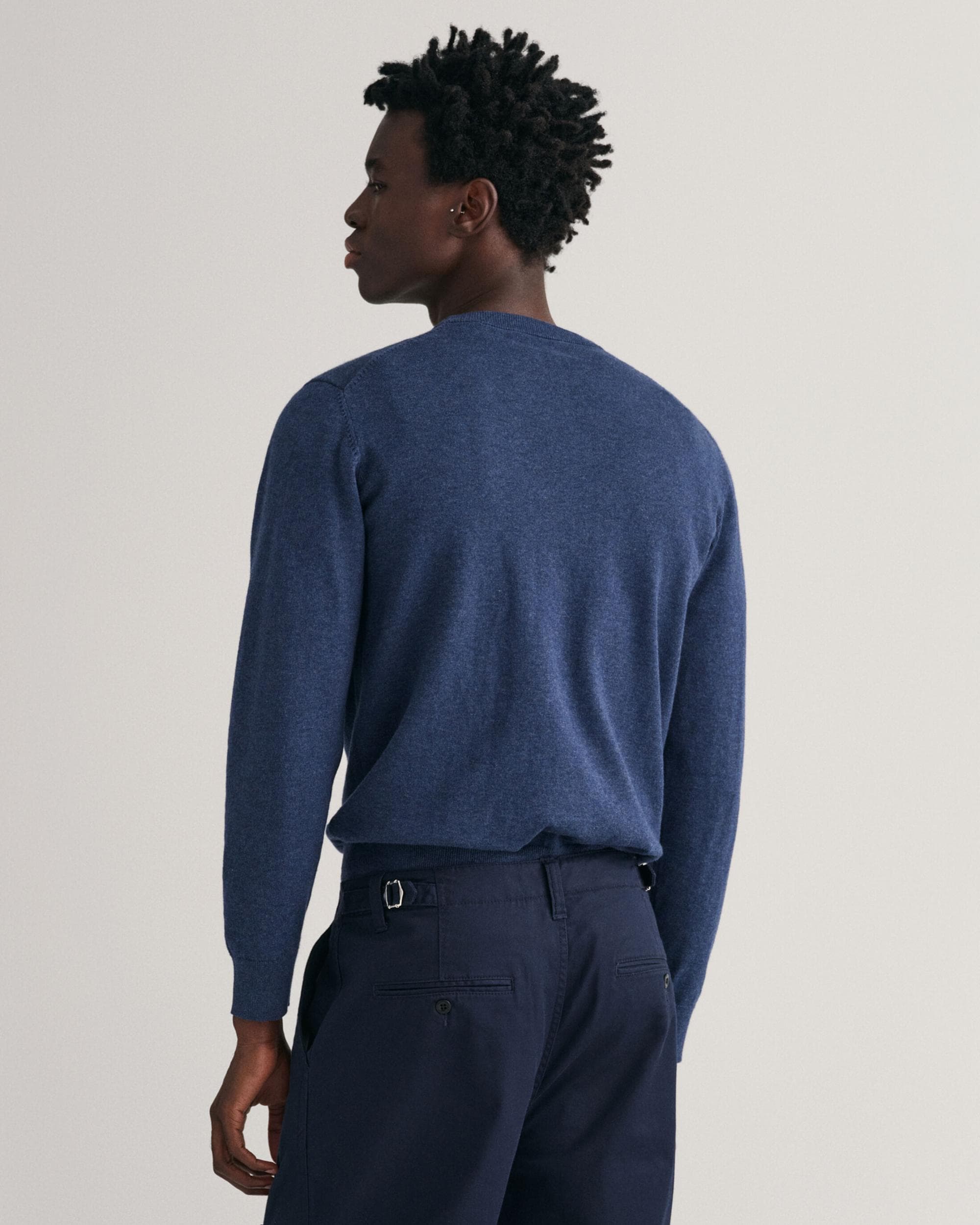 GANT Mens Classic Cotton Crew Neck Jumper - 902 Dark Jeansblue Melange - Image 3