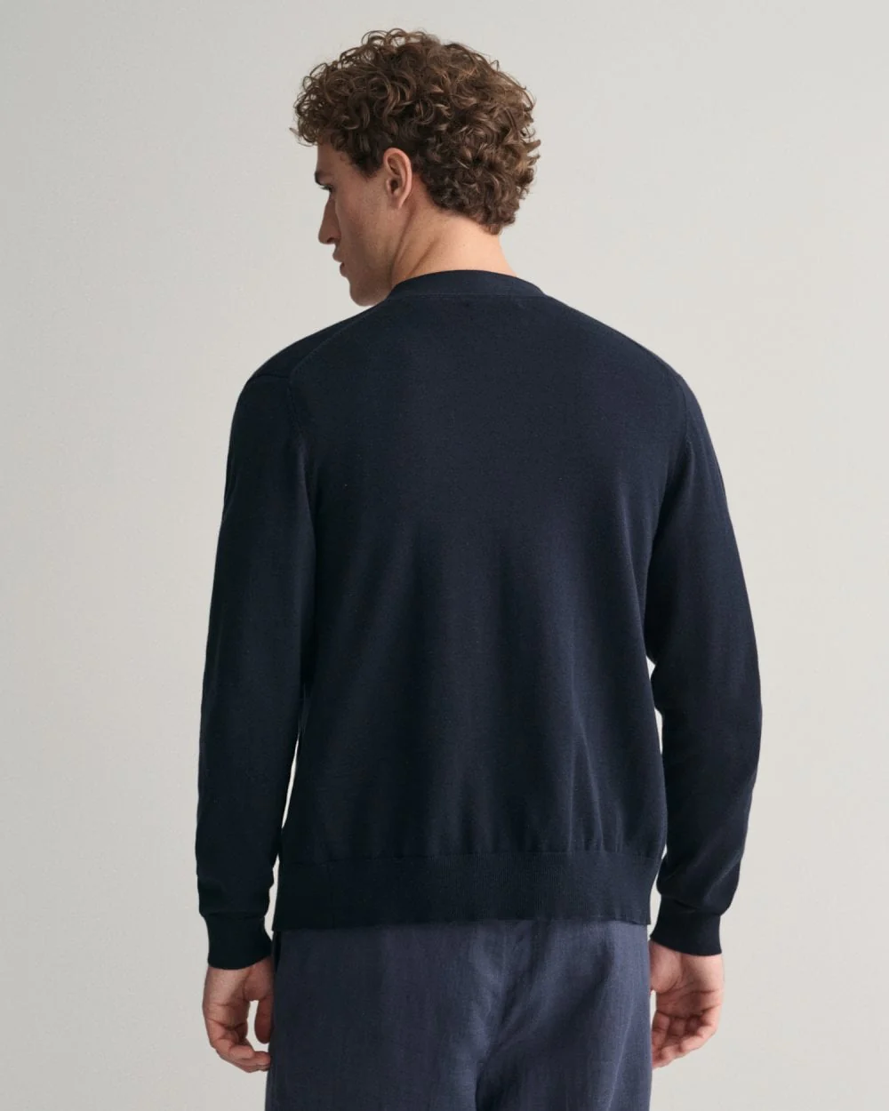 GANT Mens Classic Cotton V-Neck Cardigan - Image 4