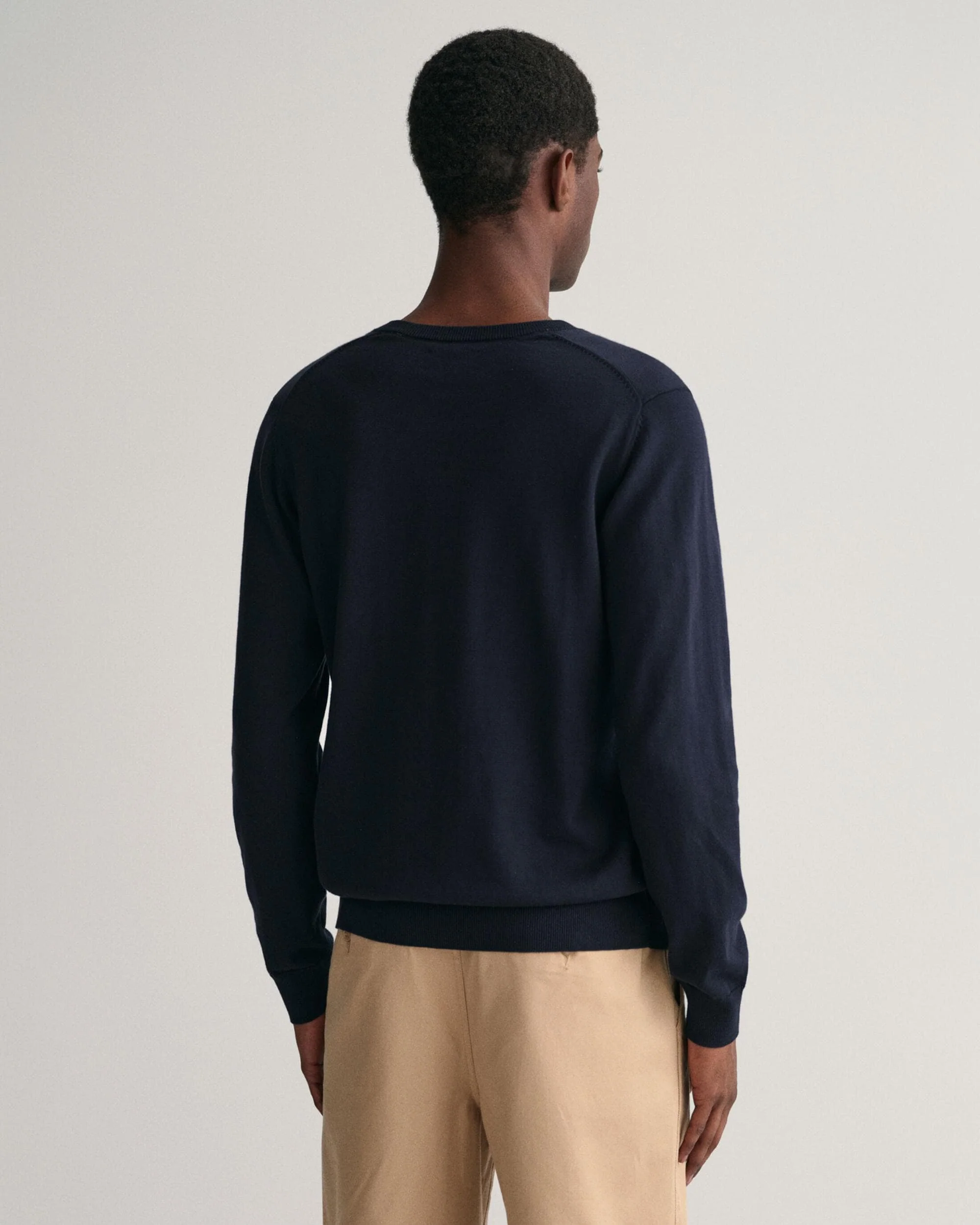 GANT Mens Classic Cotton V-Neck Jumper - 433 Evening Blue - Image 2