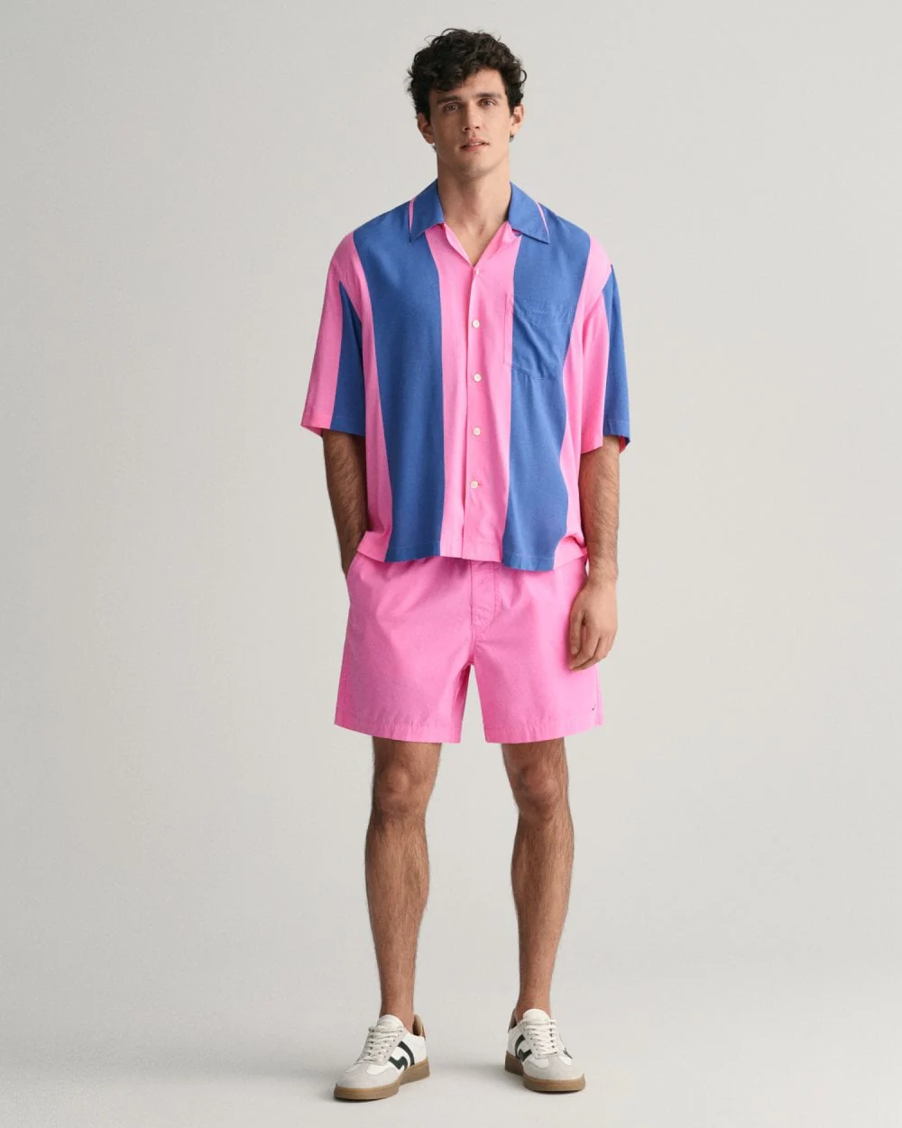 GANT Mens Drawcord Cotton Shorts - 649 Clear Pink - Image 2