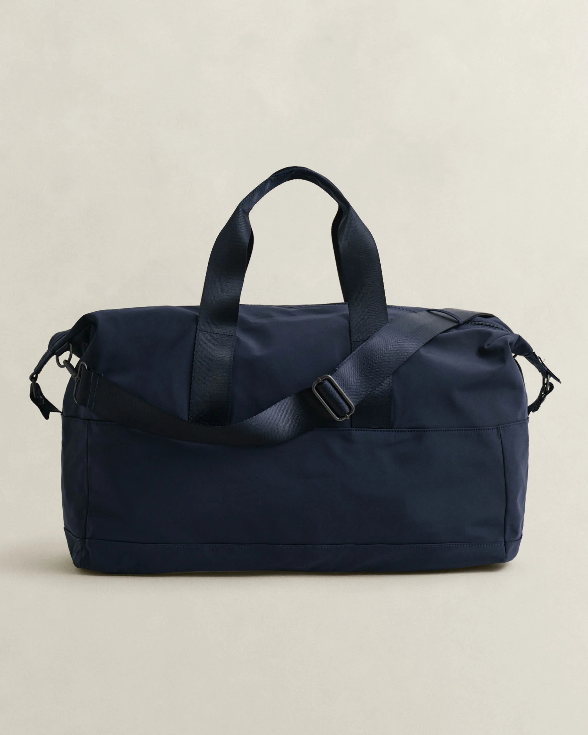 GANT Mens Essential Duffle Bag - 433 Evening Blue - Image 2