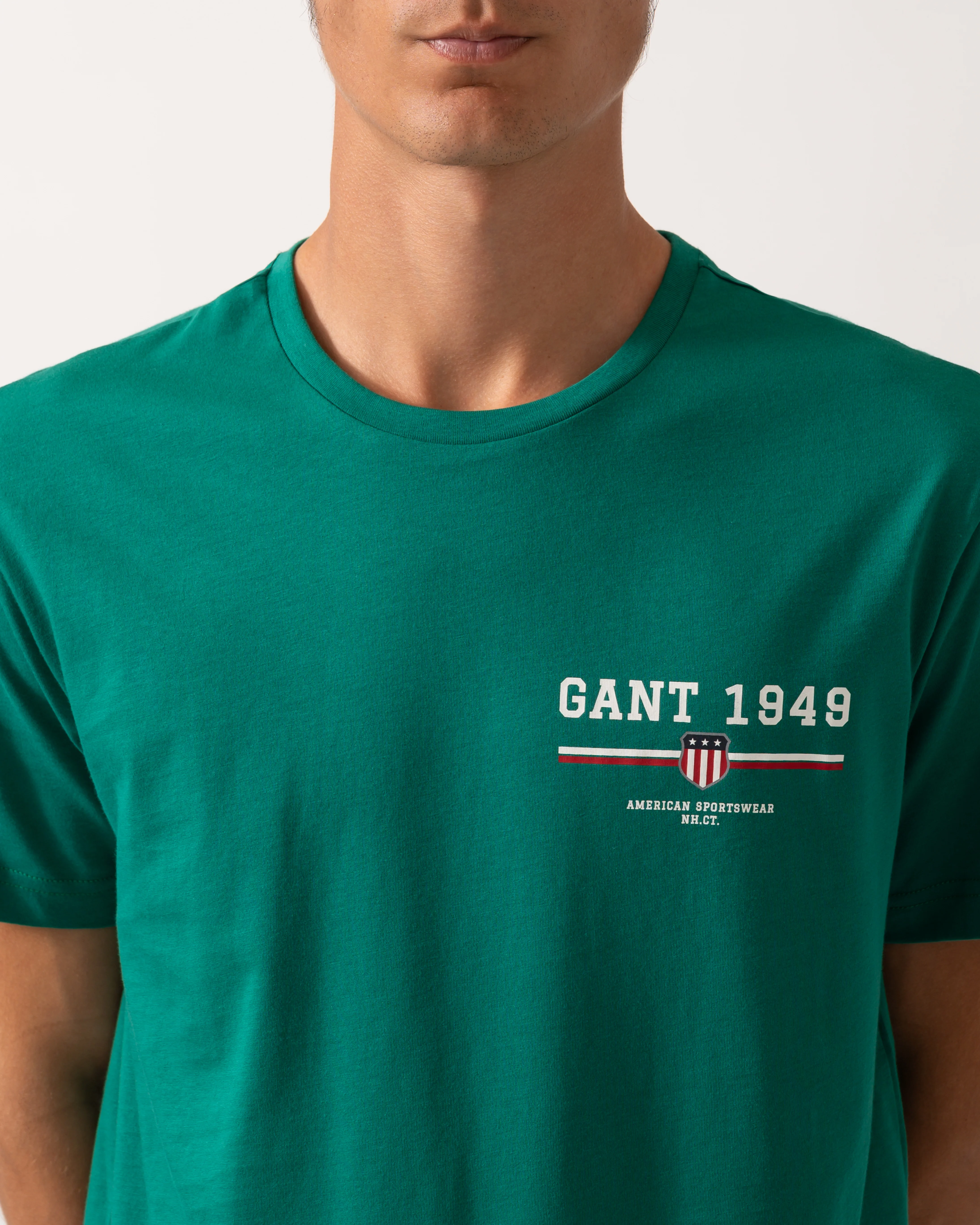 GANT Mens Graphic Short Sleeve T-Shirt - 322 Deep Green - Image 2