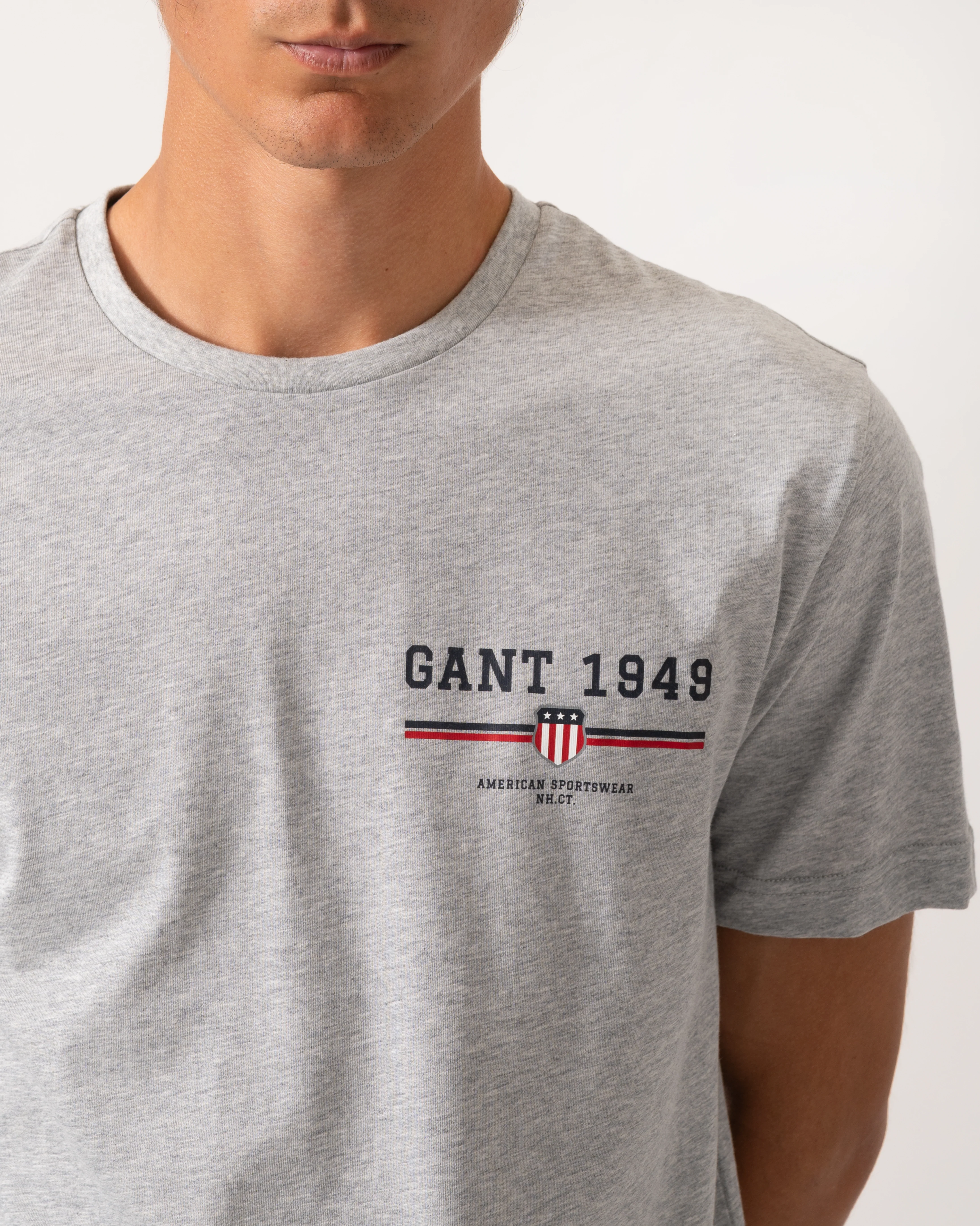 GANT Mens Graphic Short Sleeve T-Shirt - 93 Grey Melange - Image 2