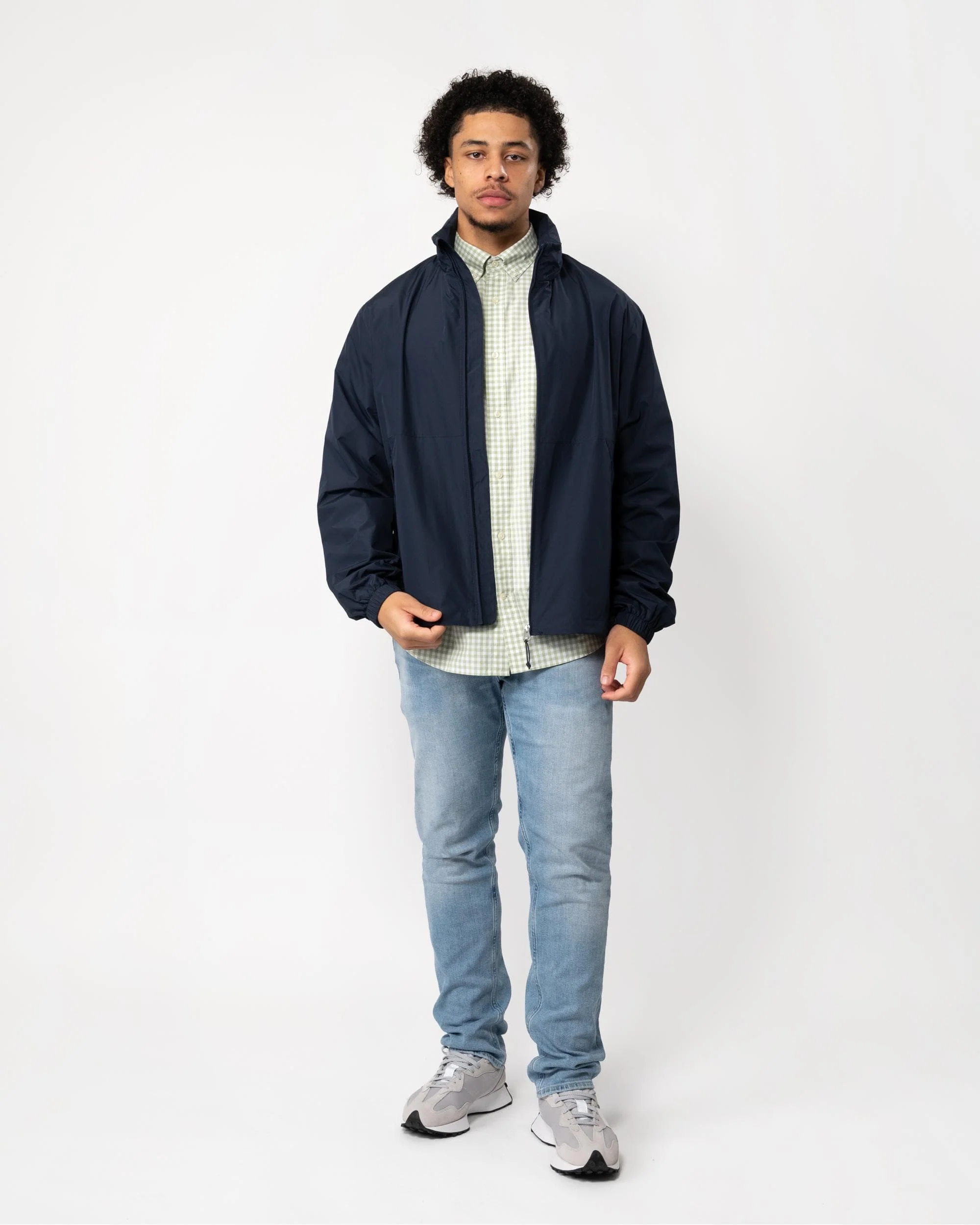 GANT Mens Lightweight Windshielder - Image 3