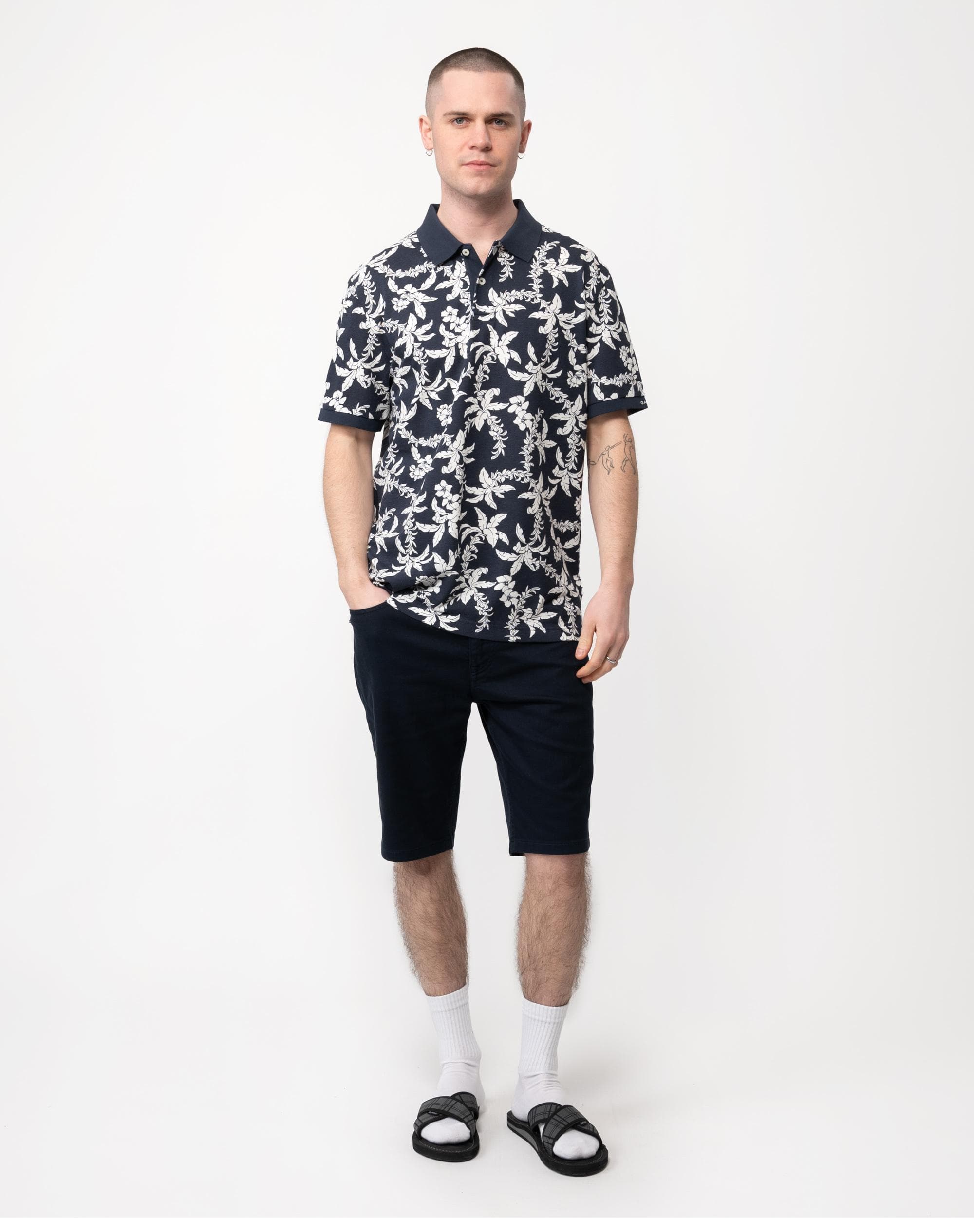 GANT Mens Palm Lei Print Short Sleeve Polo - Image 4
