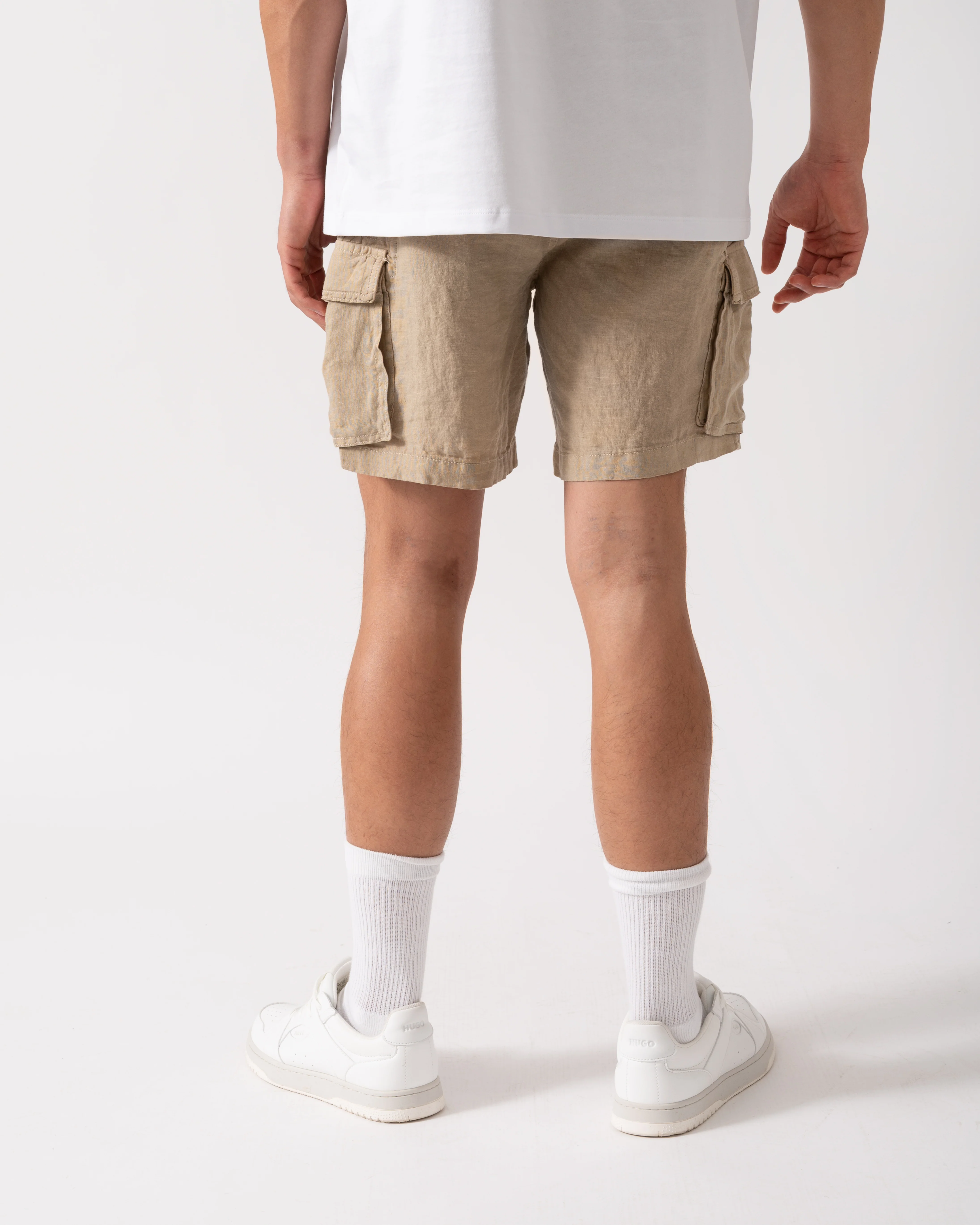 GANT Mens Regular Fit Drawstring Linen Cargo Shorts - 270 Concrete Beige - Image 4