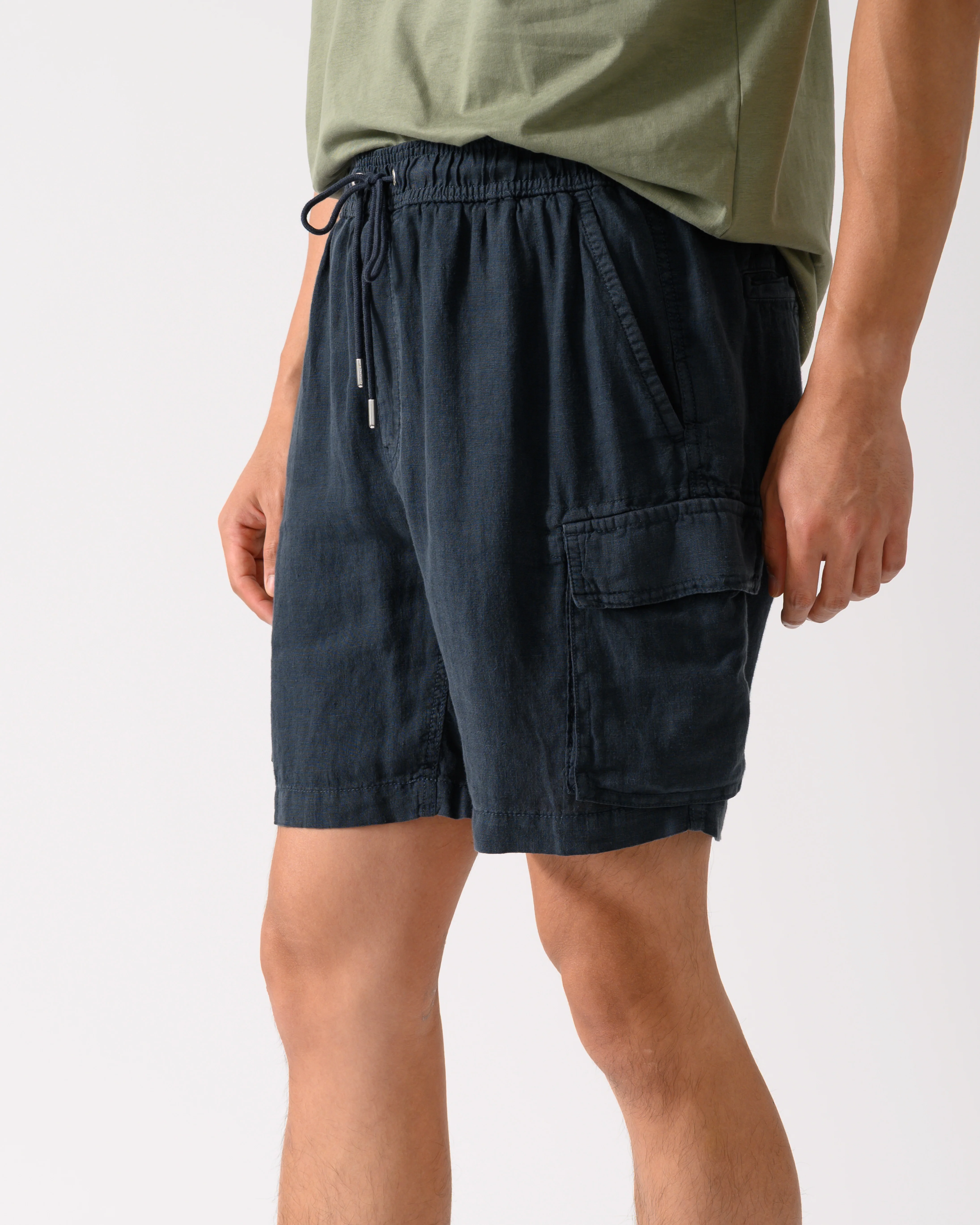 GANT Mens Regular Fit Drawstring Linen Cargo Shorts - 453 Darkened Navy - Image 3