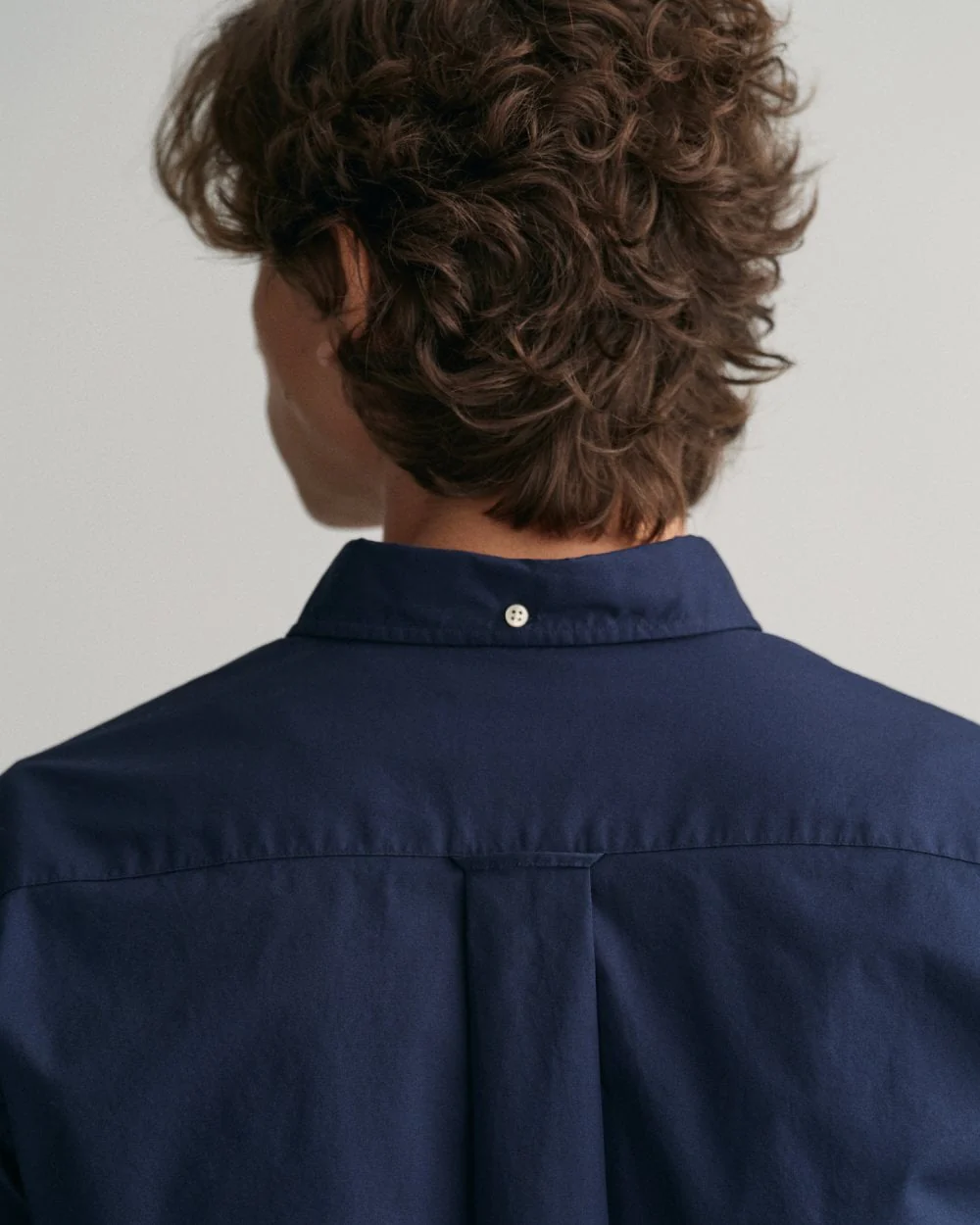 GANT Mens Regular Fit Long Sleeve Poplin Shirt - 410 Marine - Image 3