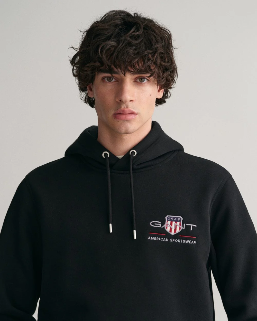 GANT Mens Regular Fit Medium Archive Shield Pullover Hoodie - 5 Black - Image 2