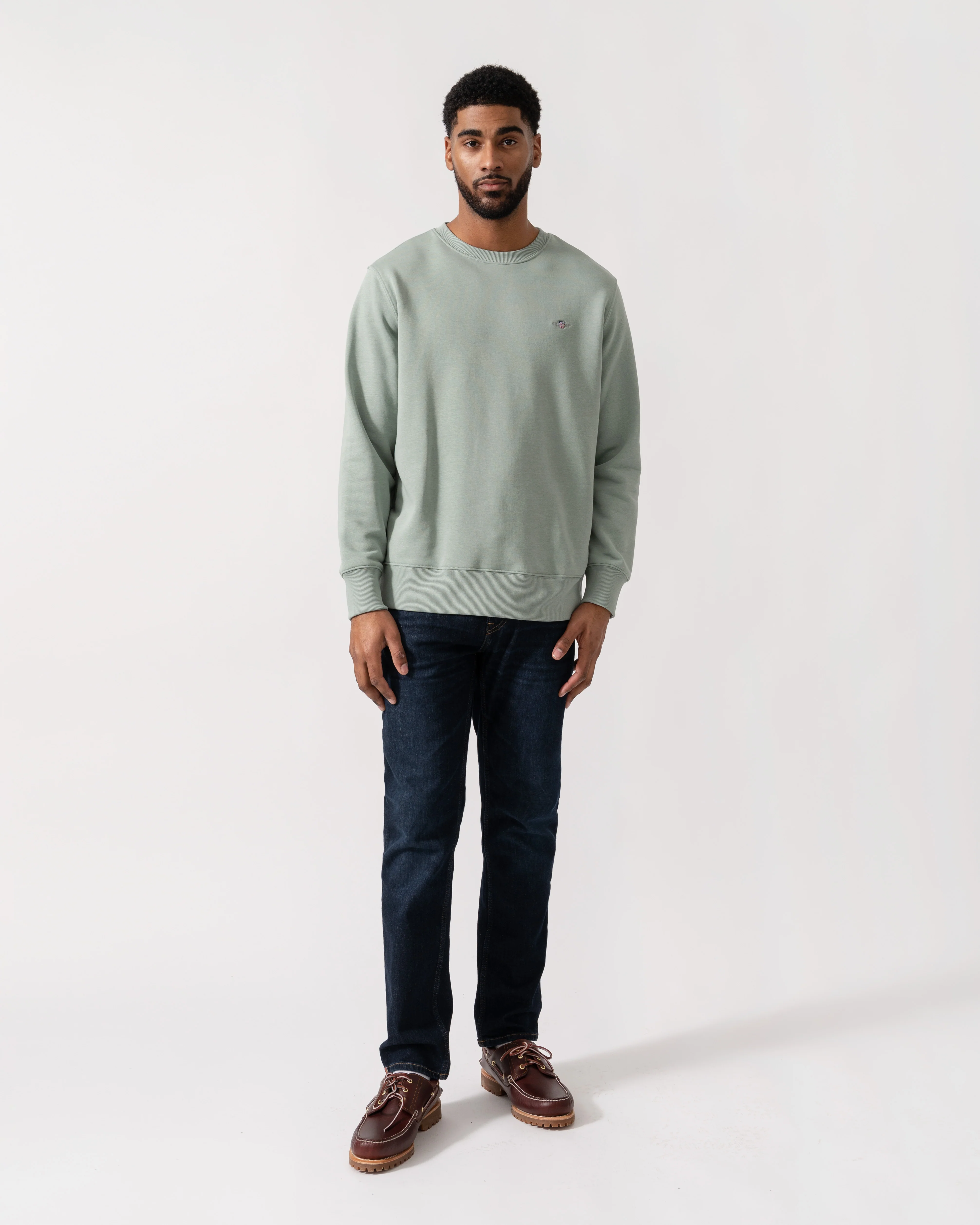 GANT Mens Regular Fit Shield Logo Crew Neck Sweatshirt - 10 Ceramic Grey - Image 3