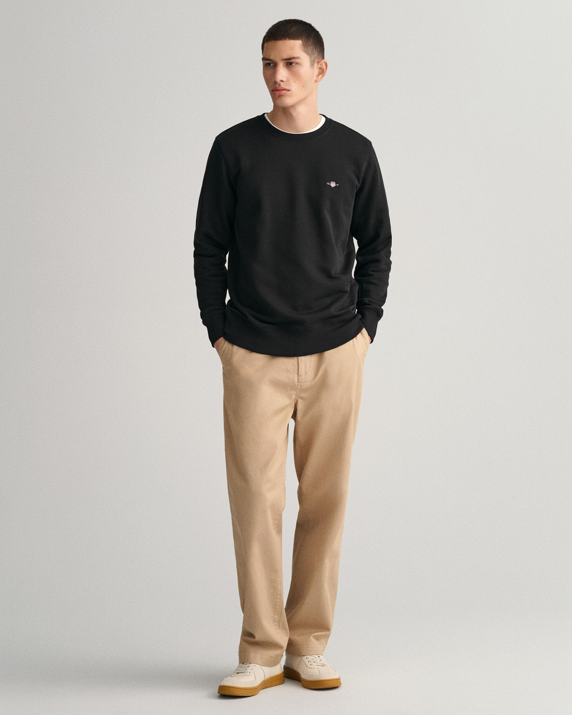 GANT Mens Regular Fit Shield Logo Crew Neck Sweatshirt - 5 Black - Image 3