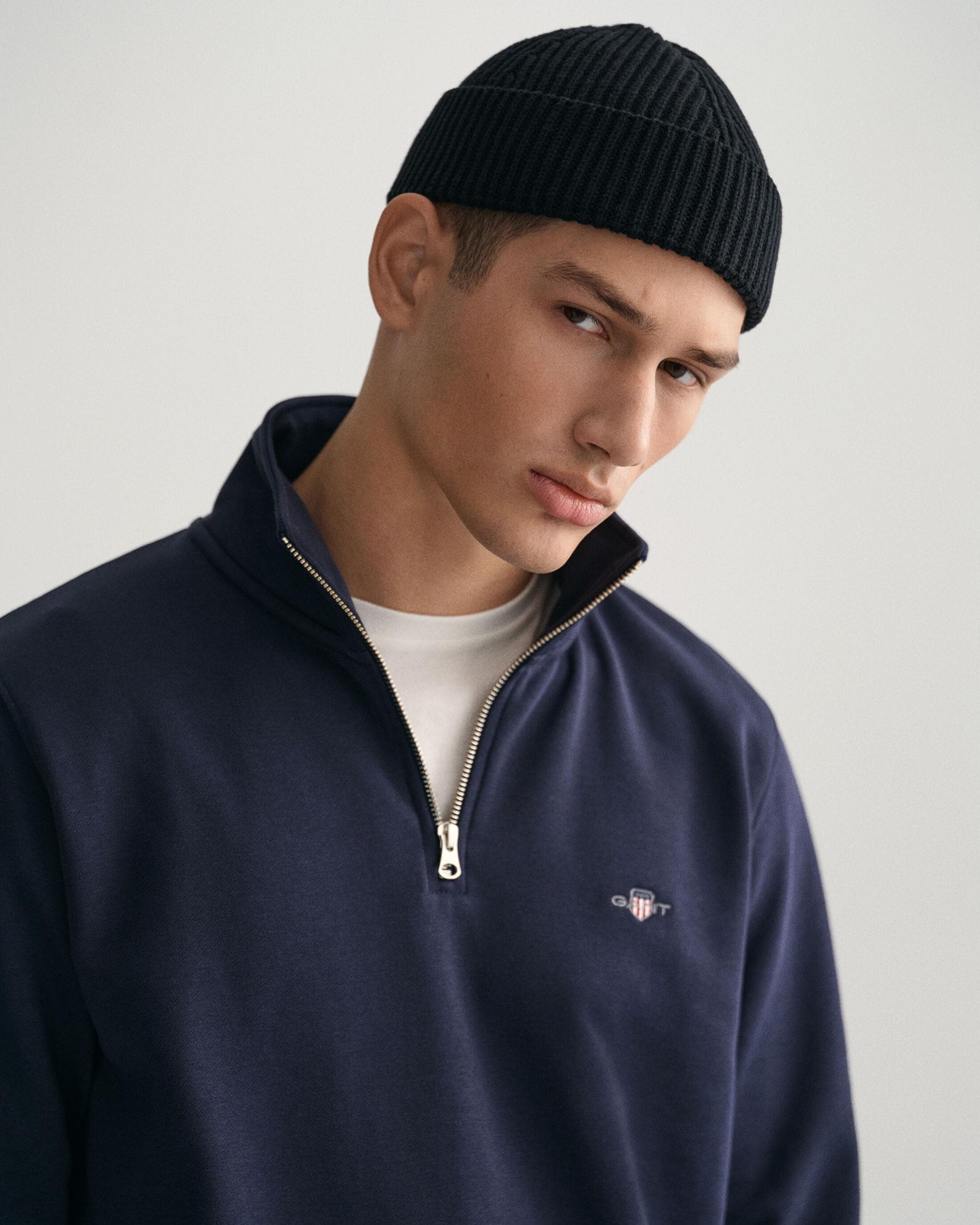 GANT Mens Regular Fit Shield Logo Half Zip Sweatshirt NOS - 433 Evening Blue - Image 2