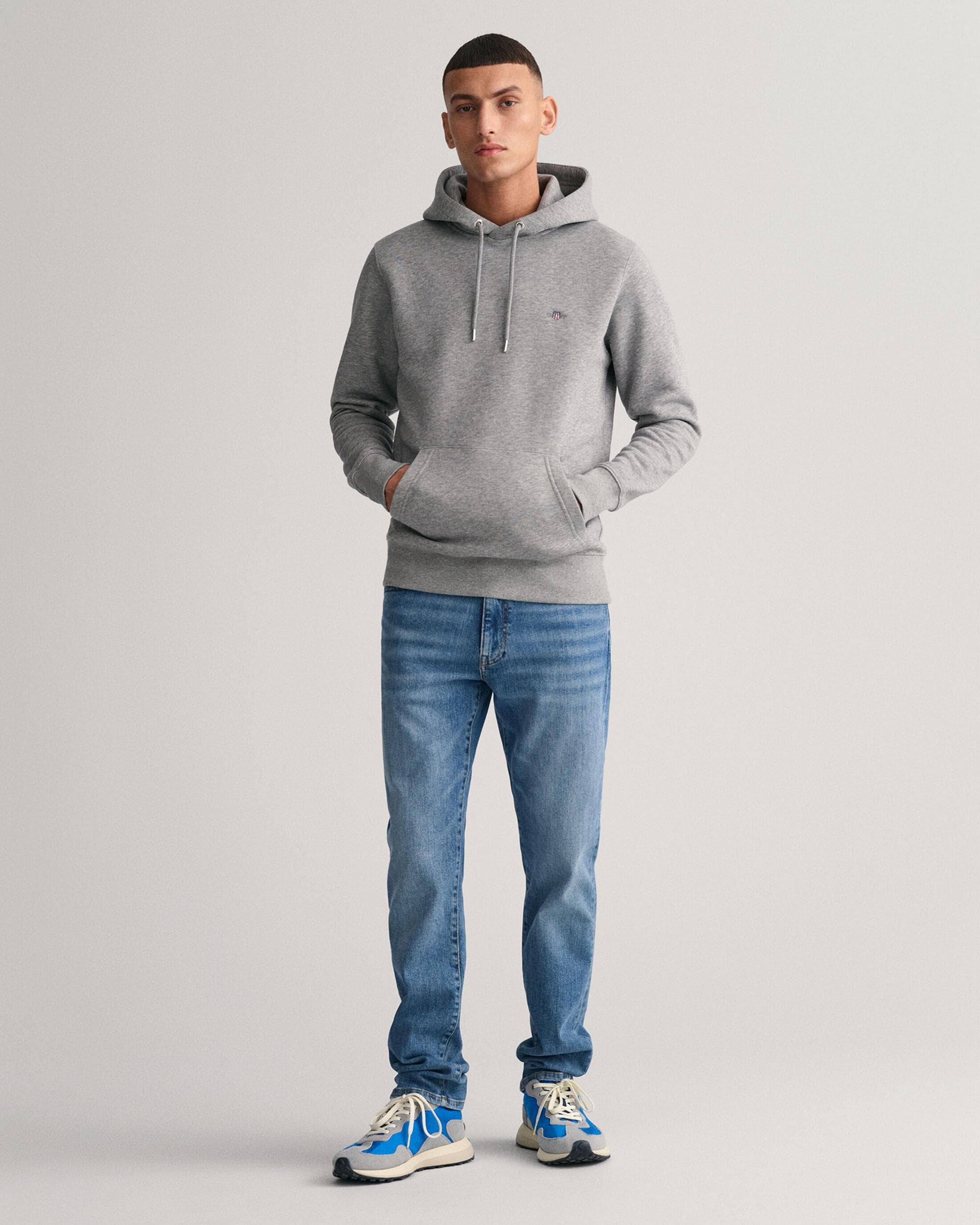 GANT Mens Regular Fit Shield Logo Pullover Hoodie - 93 Grey Melange - Image 4