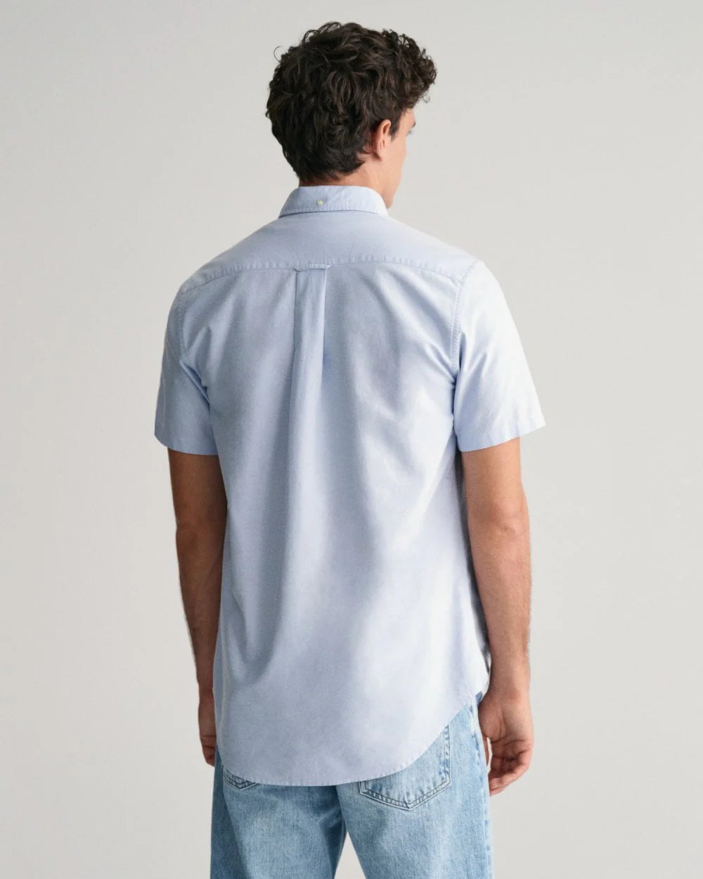 GANT Mens Regular Fit Short Sleeve Oxford Shirt - 455 Light Blue - Image 4