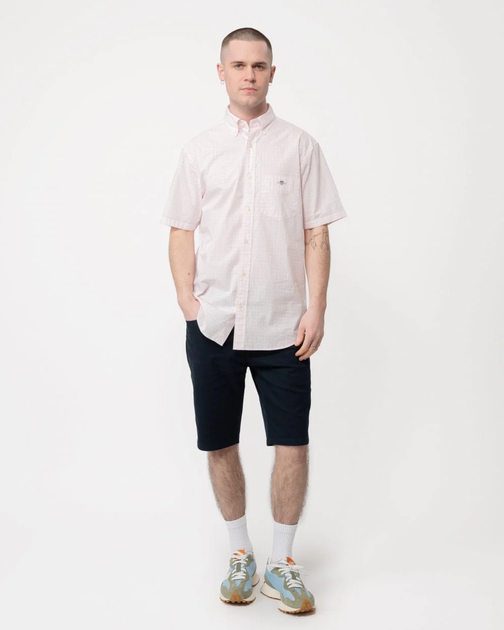 GANT Mens Regular Fit Short Sleeve Poplin Gingham Shirt - 662 Light Pink - Image 4
