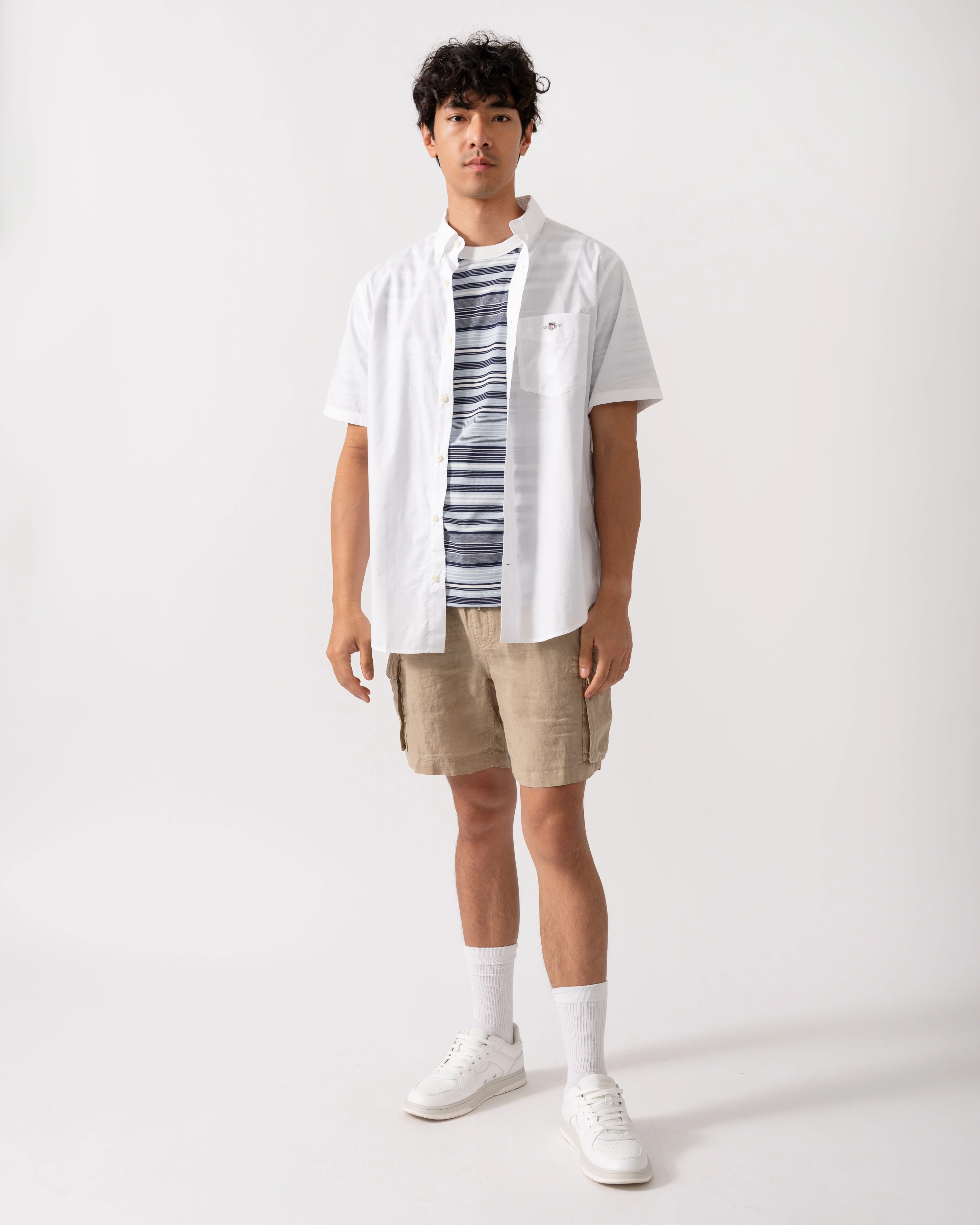 GANT Mens Regular Fit Short Sleeve Poplin Shirt - 110 White - Image 2