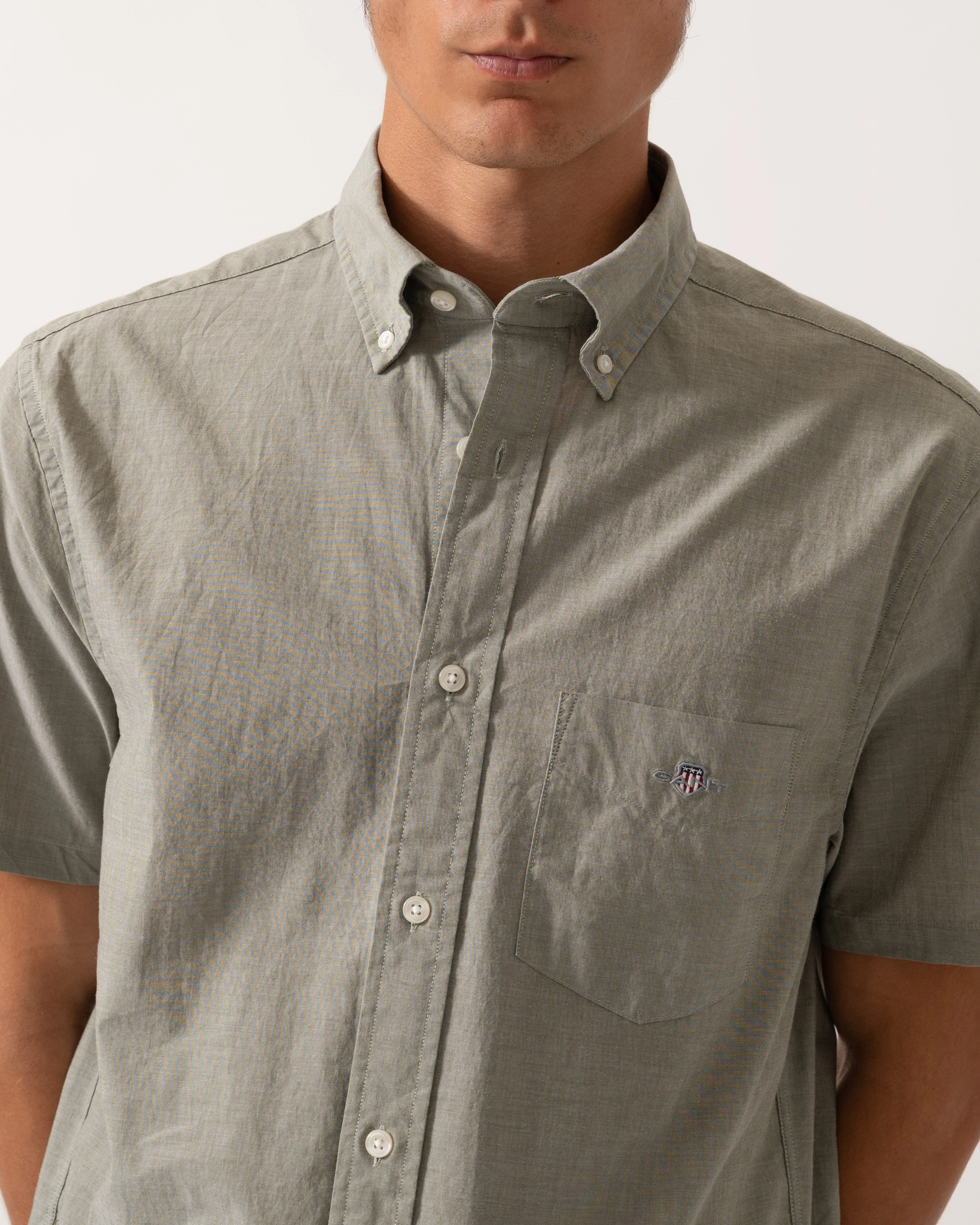 GANT Mens Regular Fit Short Sleeve Poplin Shirt - 303 Moss Green - Image 2