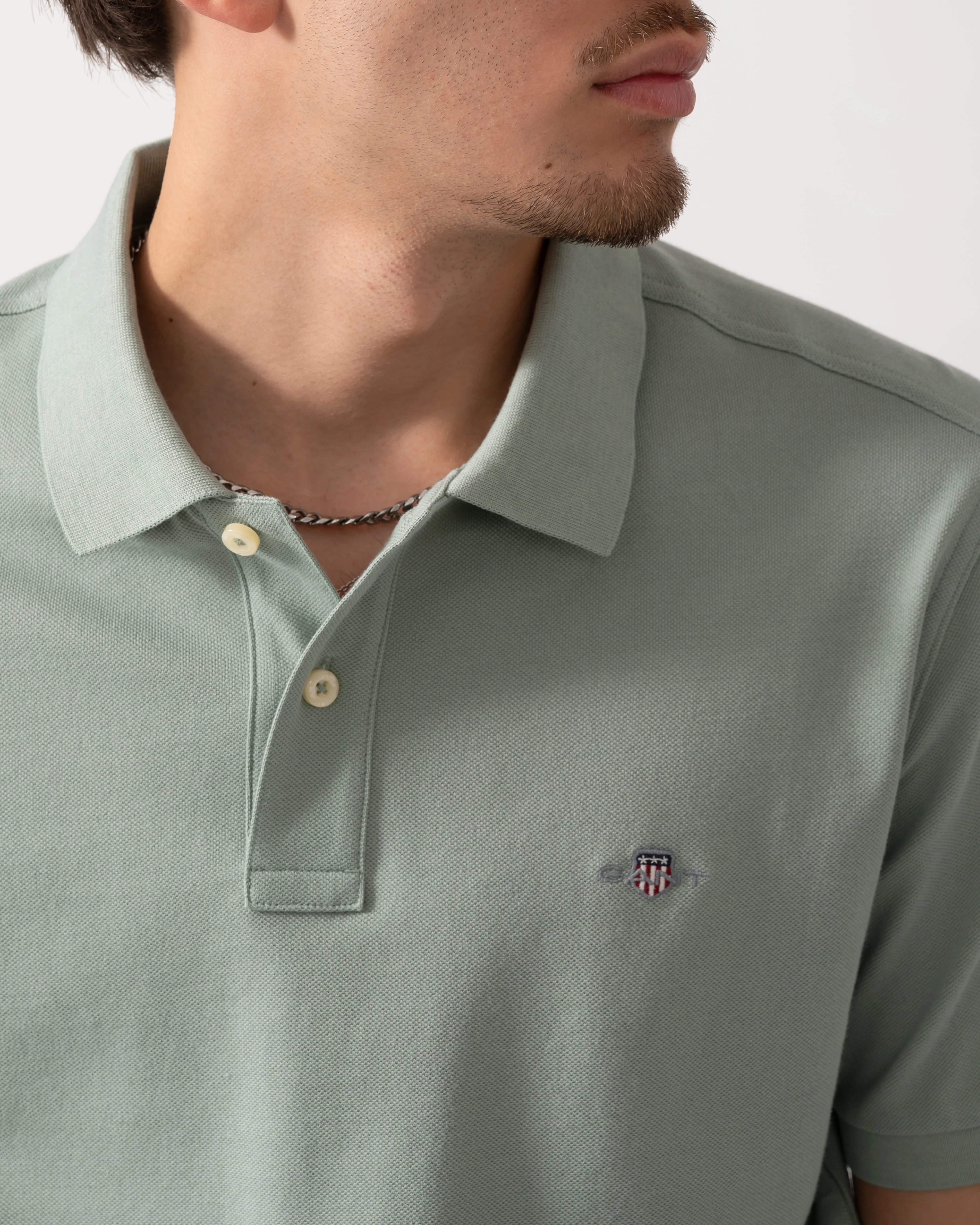 GANT Mens Regular Fit Short Sleeve Shield Logo Pique Polo - 10 Ceramic Grey - Image 3