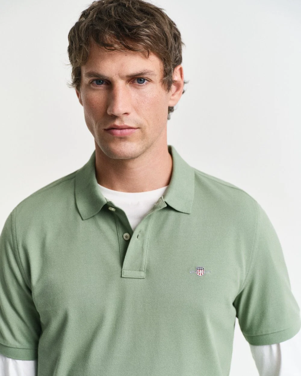 GANT Mens Regular Fit Short Sleeve Shield Logo Pique Polo - 362 Kalamata Green - Image 3