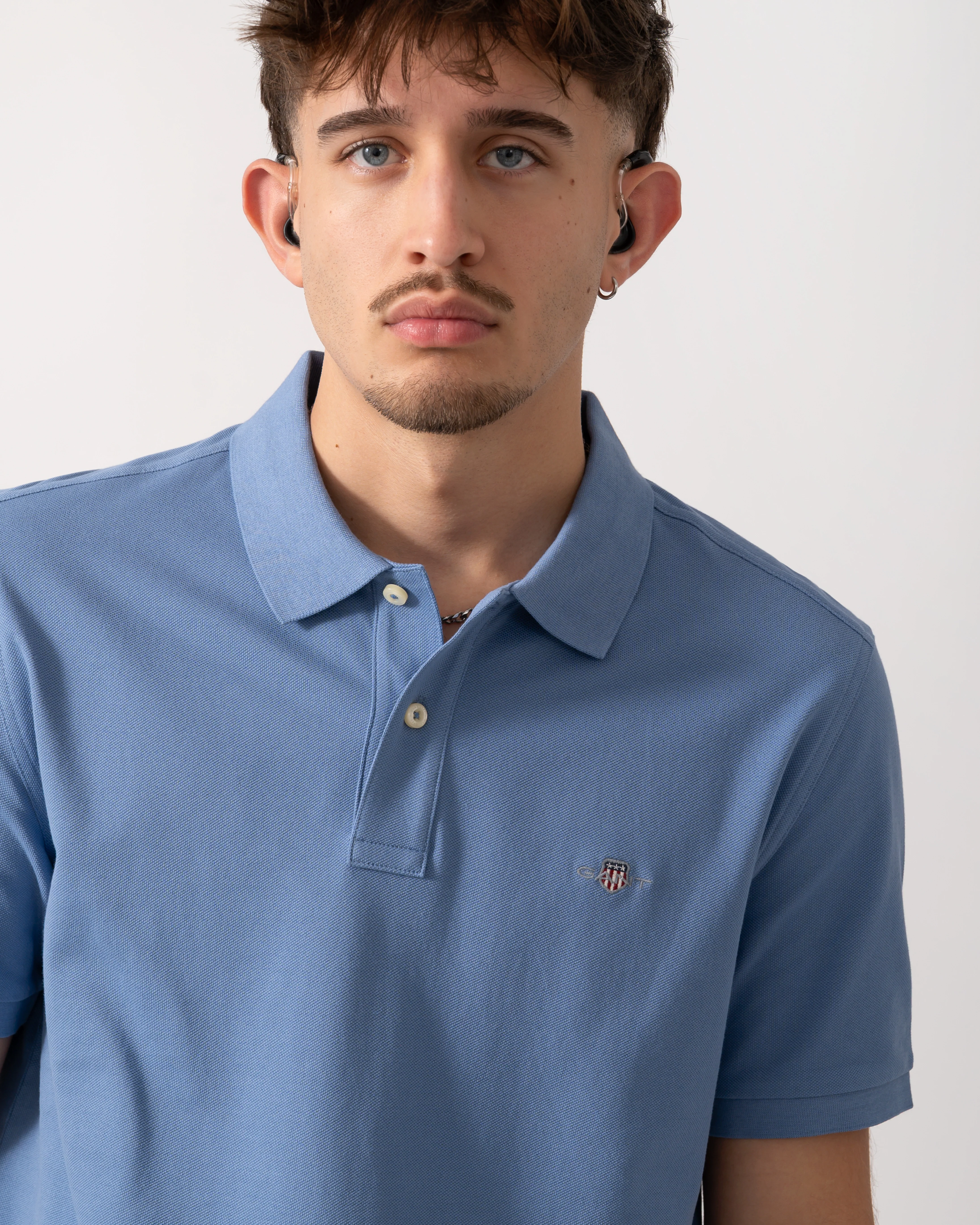 GANT Mens Regular Fit Short Sleeve Shield Logo Pique Polo - 430 Faded Denim - Image 3