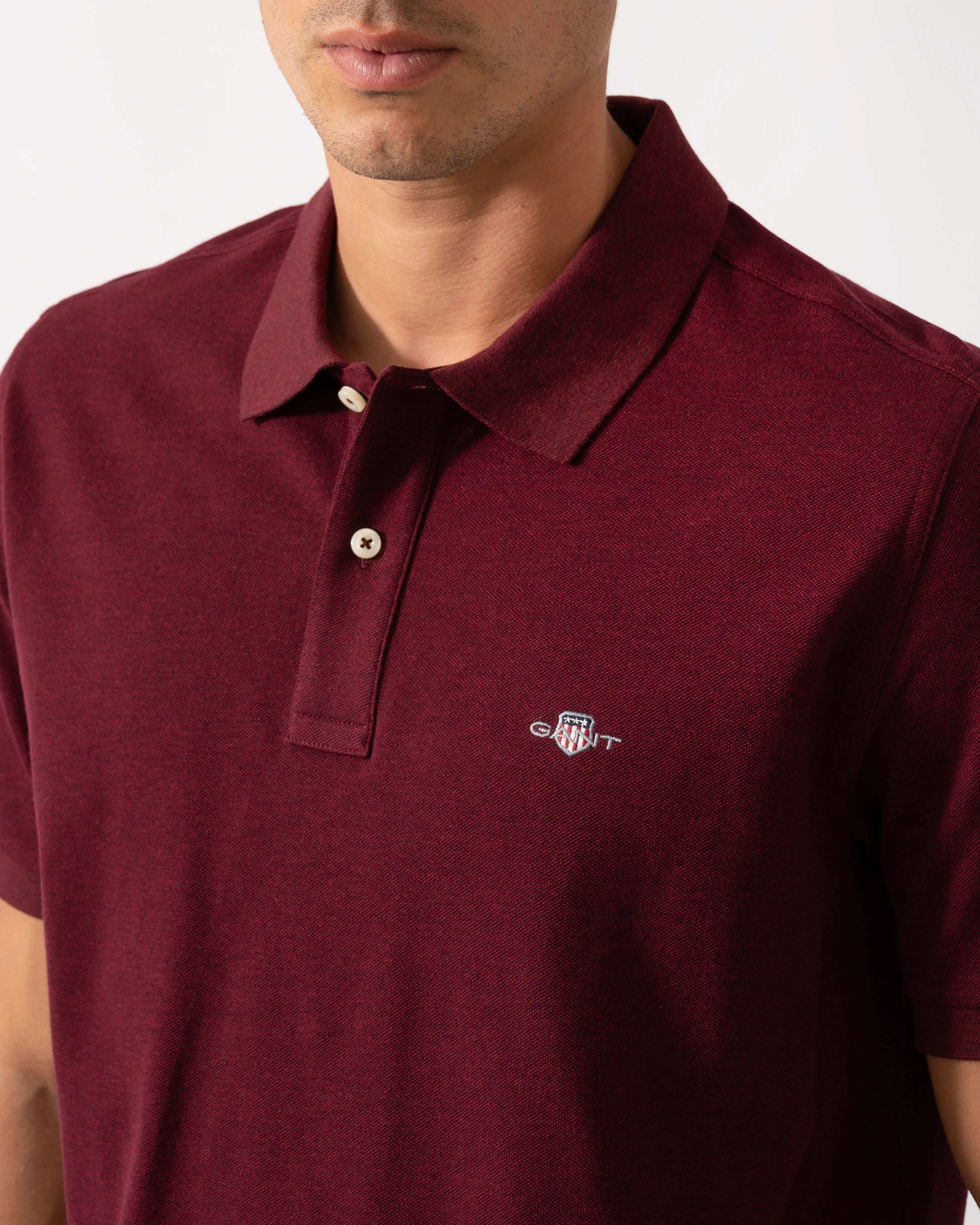 GANT Mens Regular Fit Short Sleeve Shield Logo Pique Polo - 677 Bordeaux Melange - Image 3