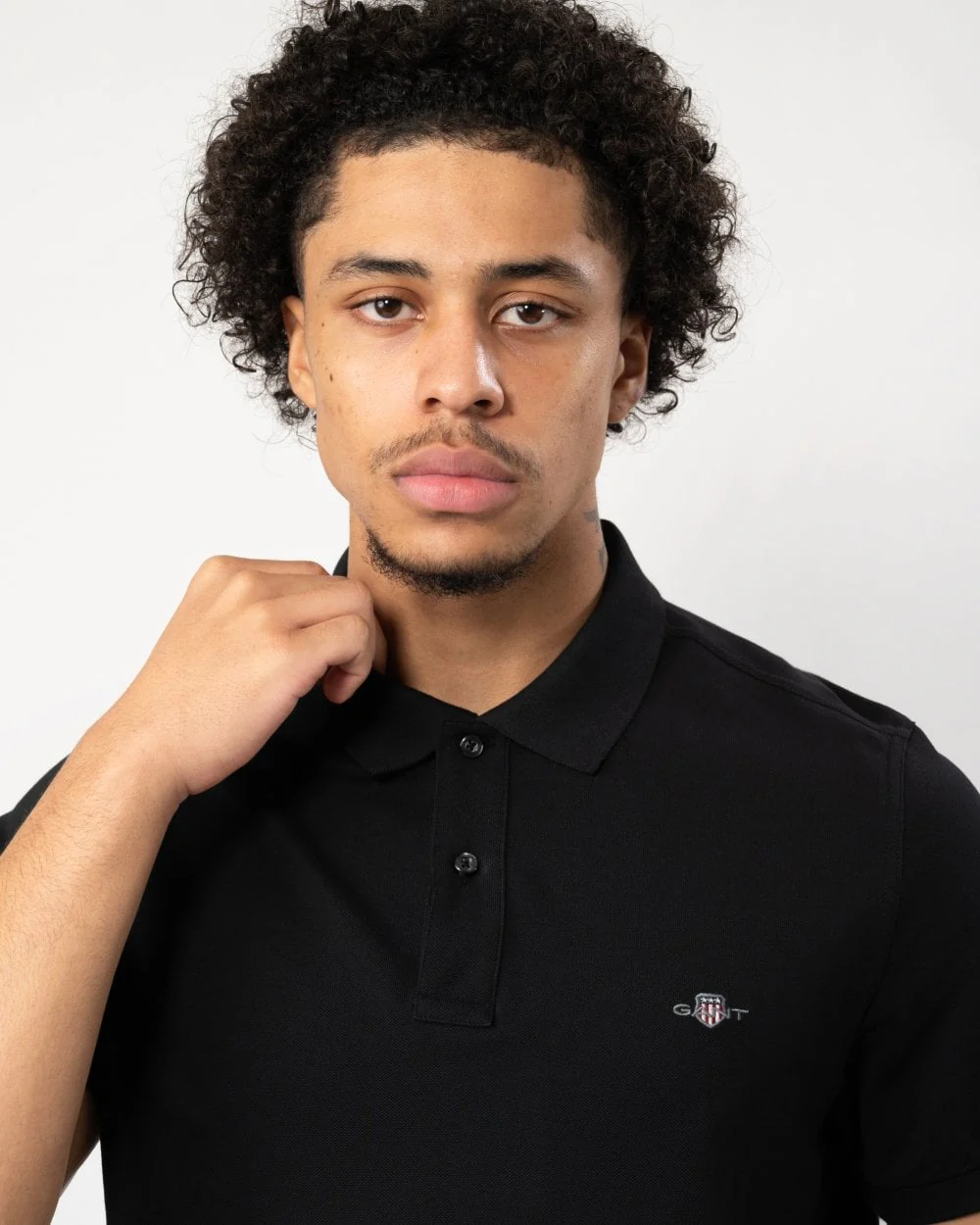 GANT Mens Regular Fit Short Sleeve Shield Logo Pique Polo NOS - 5 Black - Image 2