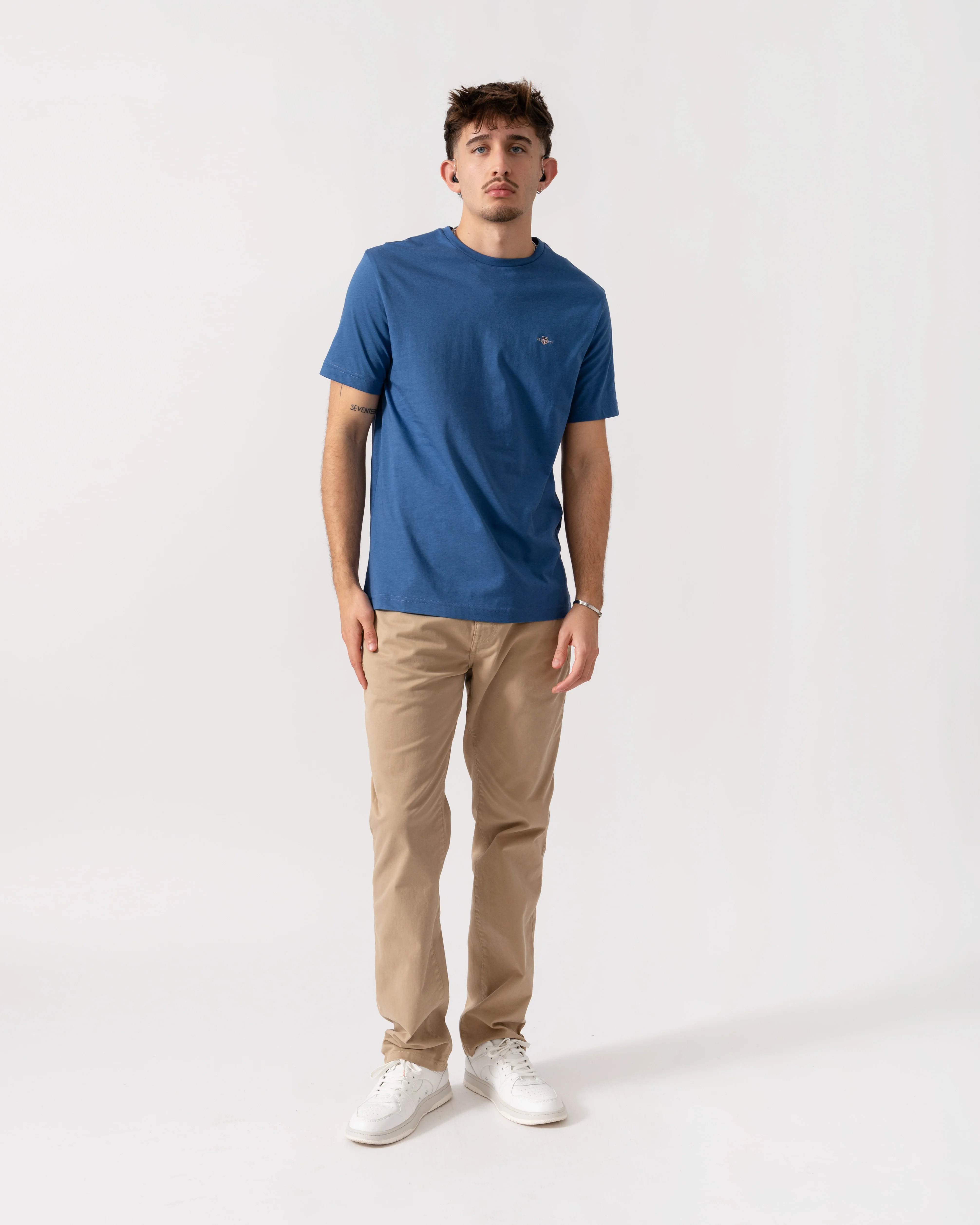 GANT Mens Regular Fit Short Sleeve Shield Logo T-Shirt - 442 Vintage Blue - Image 2