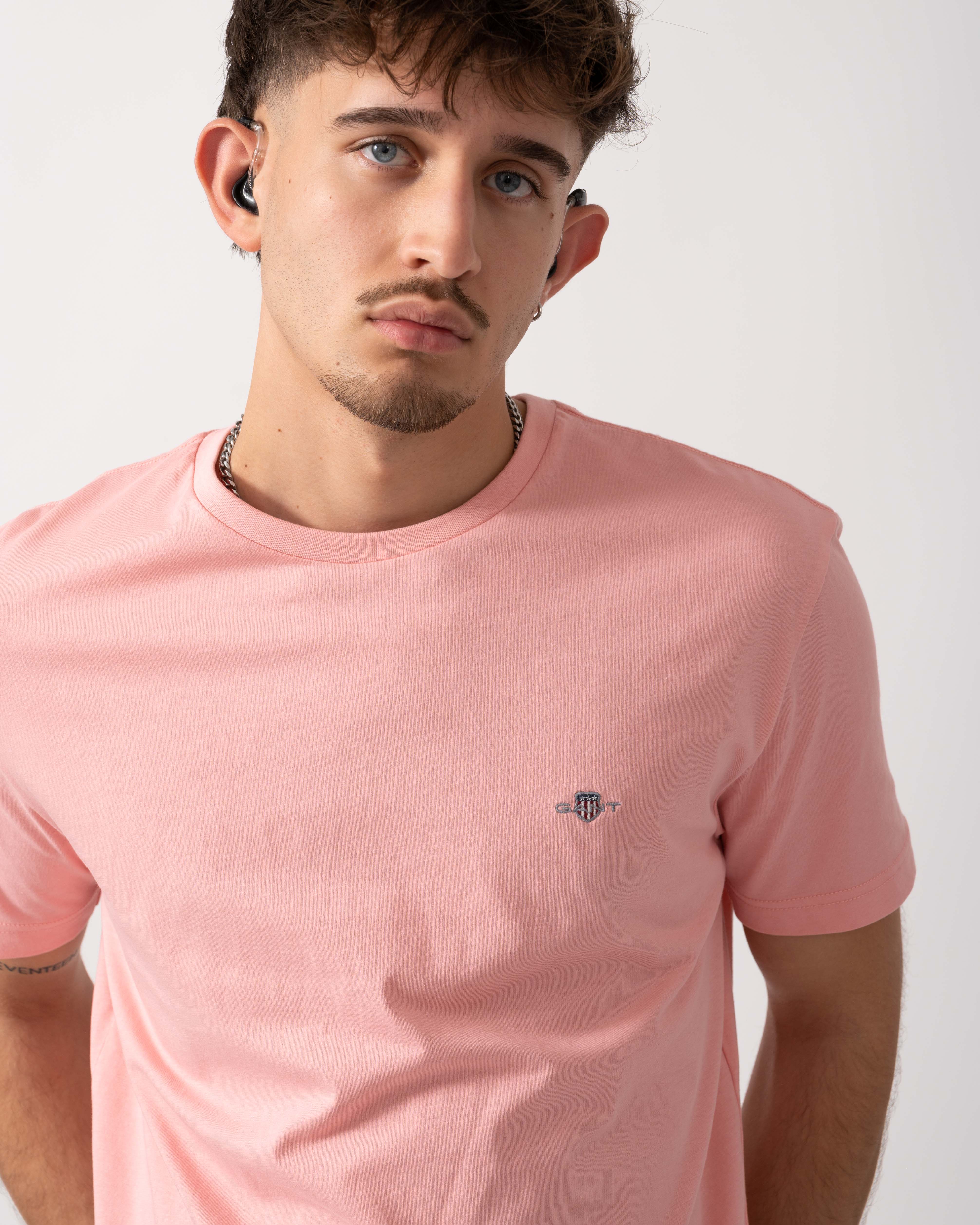 GANT Mens Regular Fit Short Sleeve Shield Logo T-Shirt - 671 Bubblegum Pink - Image 2