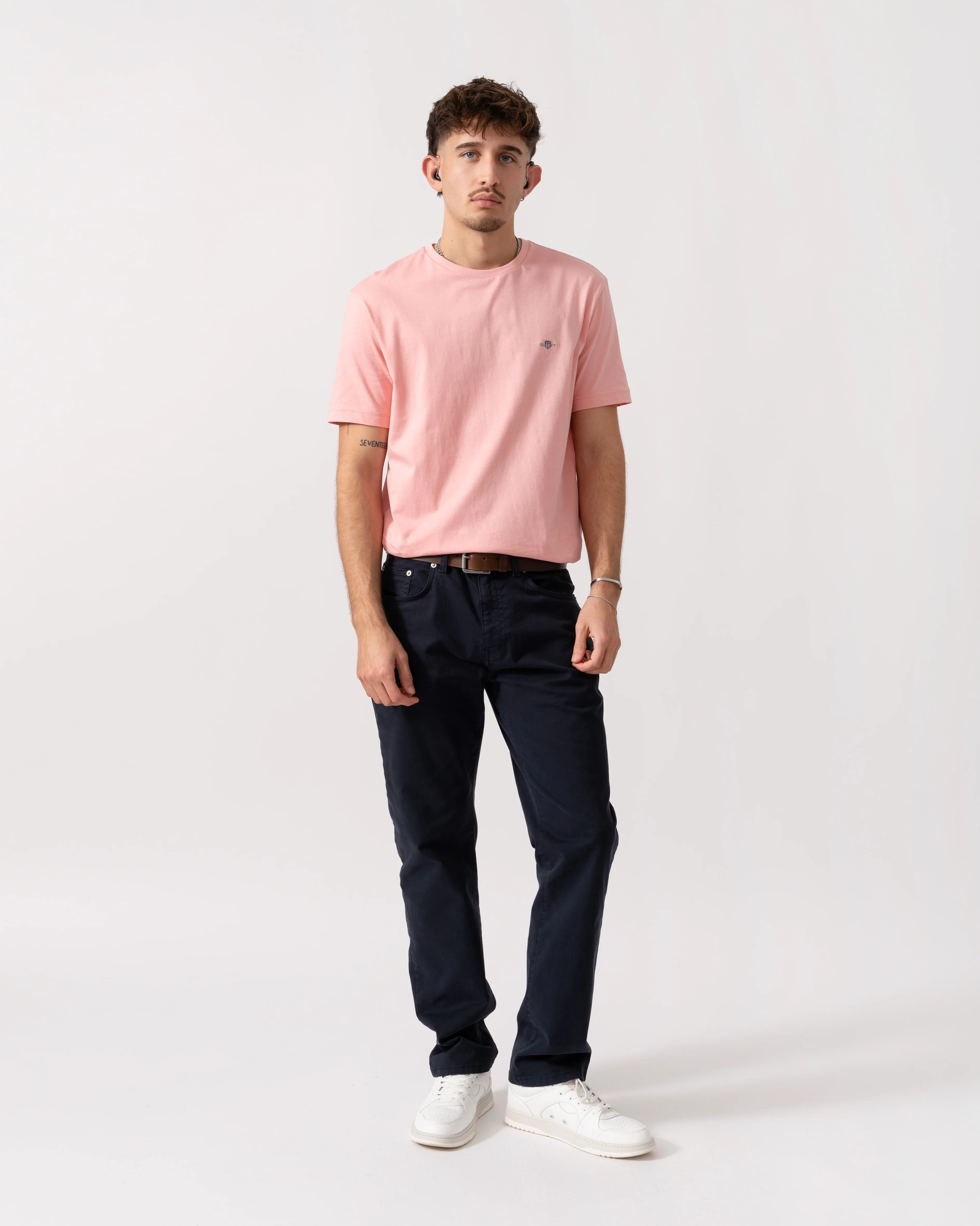GANT Mens Regular Fit Short Sleeve Shield Logo T-Shirt - 671 Bubblegum Pink - Image 3